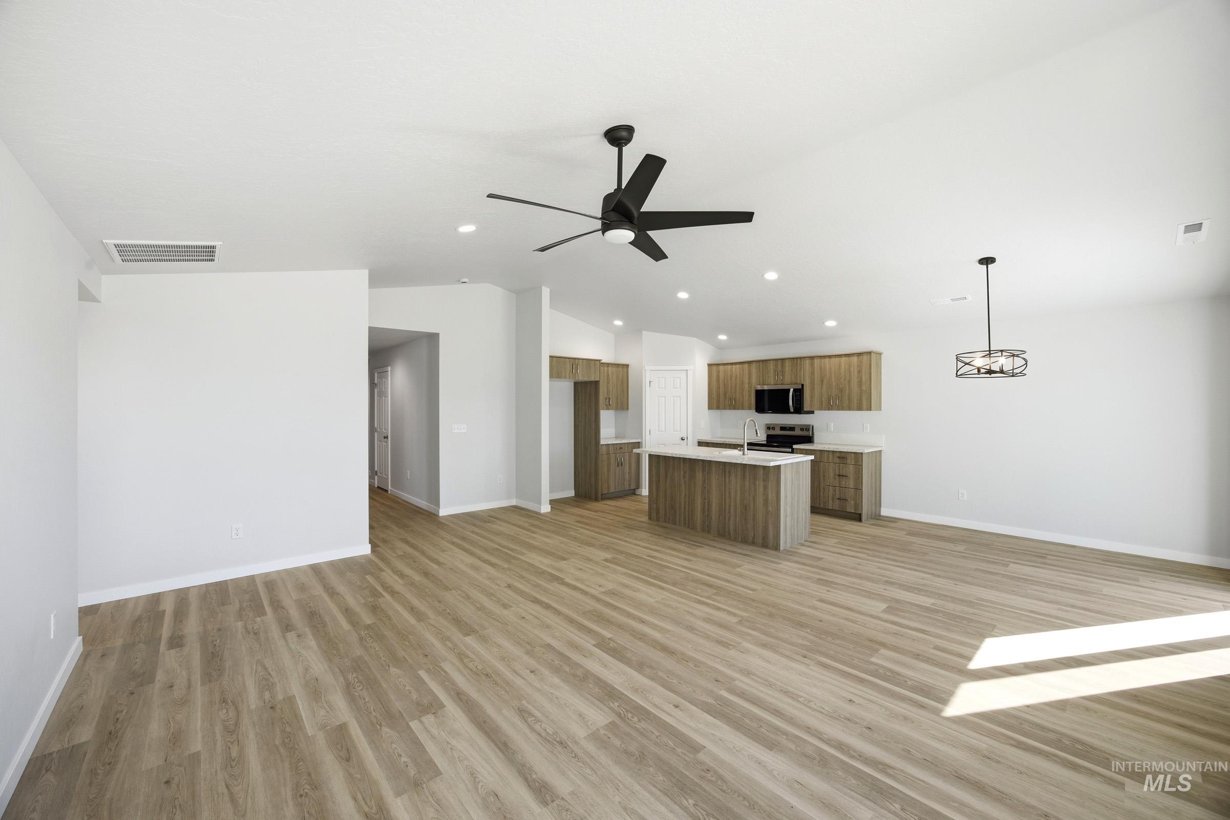 7097 E Kilkenny Ct, Nampa, Idaho 83687, 3 Bedrooms, 2 Bathrooms, Residential For Sale, Price $447,990, 98985480
