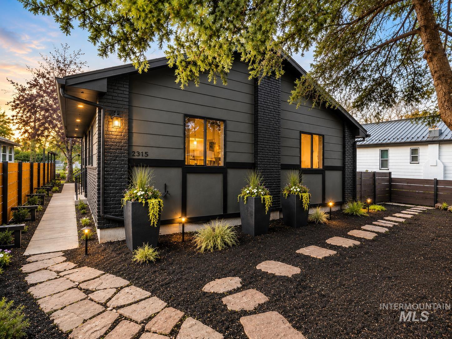2315 N 23rd St, Boise, Idaho 83702-0528, 2 Bedrooms, 2 Bathrooms, Residential For Sale, Price $714,800, 98985481