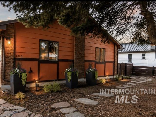 2315 N 23rd St, Boise, Idaho 83702-0528, 2 Bedrooms, 2 Bathrooms, Residential For Sale, Price $714,800, 98985481