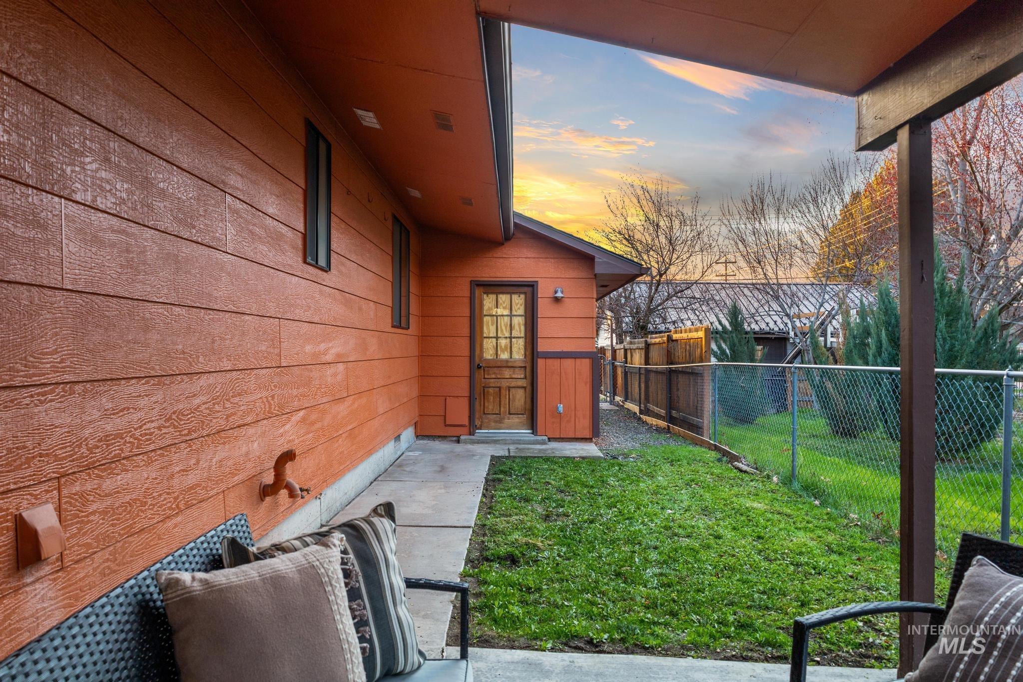2315 N 23rd St, Boise, Idaho 83702-0528, 2 Bedrooms, 2 Bathrooms, Residential For Sale, Price $714,800, 98985481