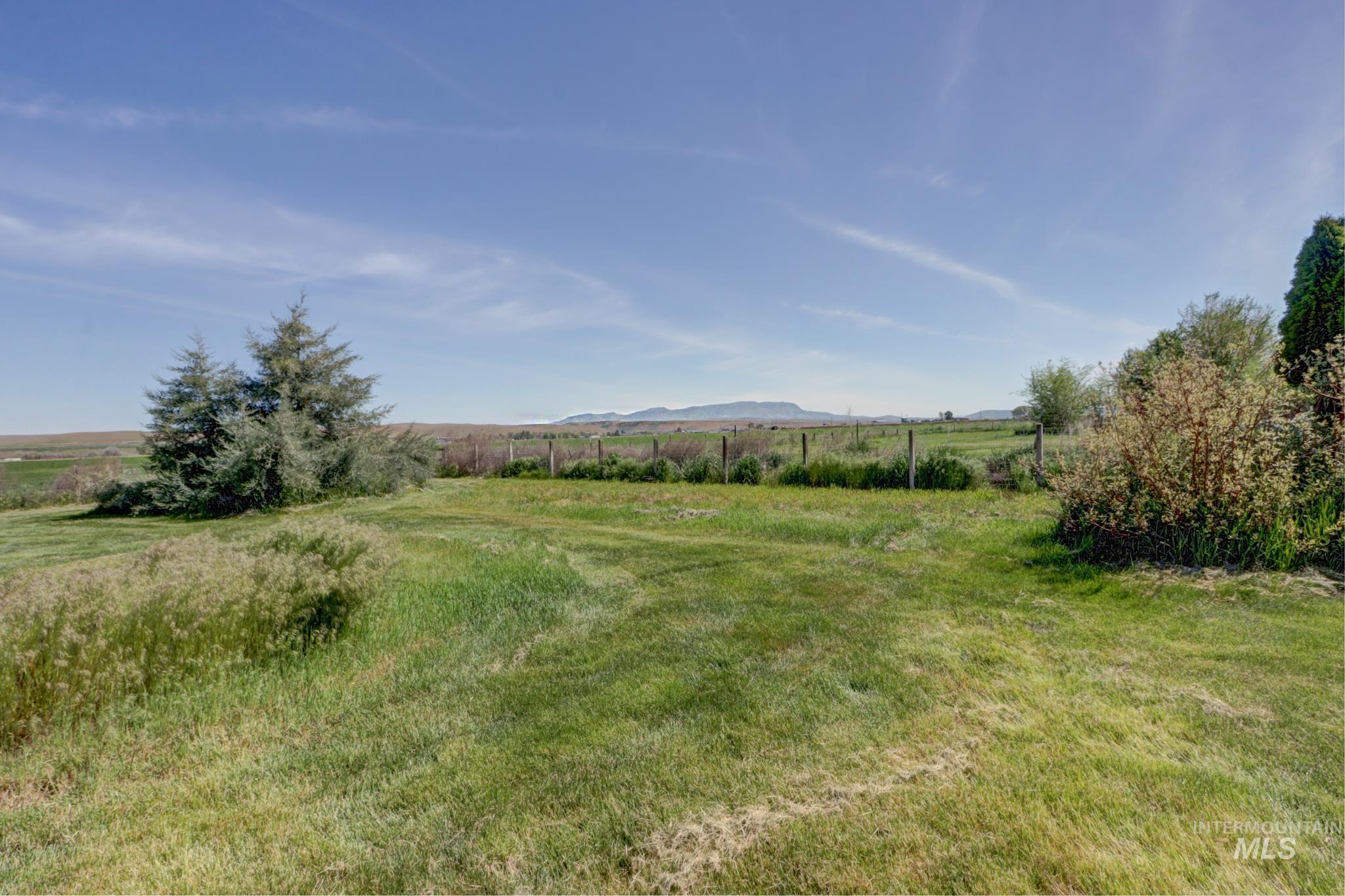 5442 Black Canyon Hwy, Emmett, Idaho 83617, 3 Bedrooms, 2 Bathrooms, Residential For Sale, Price $739,000, 98985482