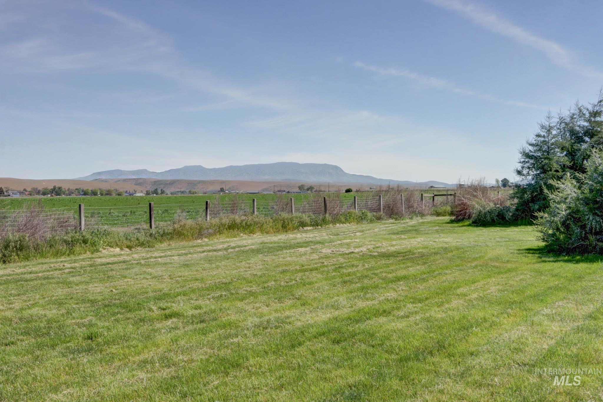 5442 Black Canyon Hwy, Emmett, Idaho 83617, 3 Bedrooms, 2 Bathrooms, Residential For Sale, Price $739,000, 98985482