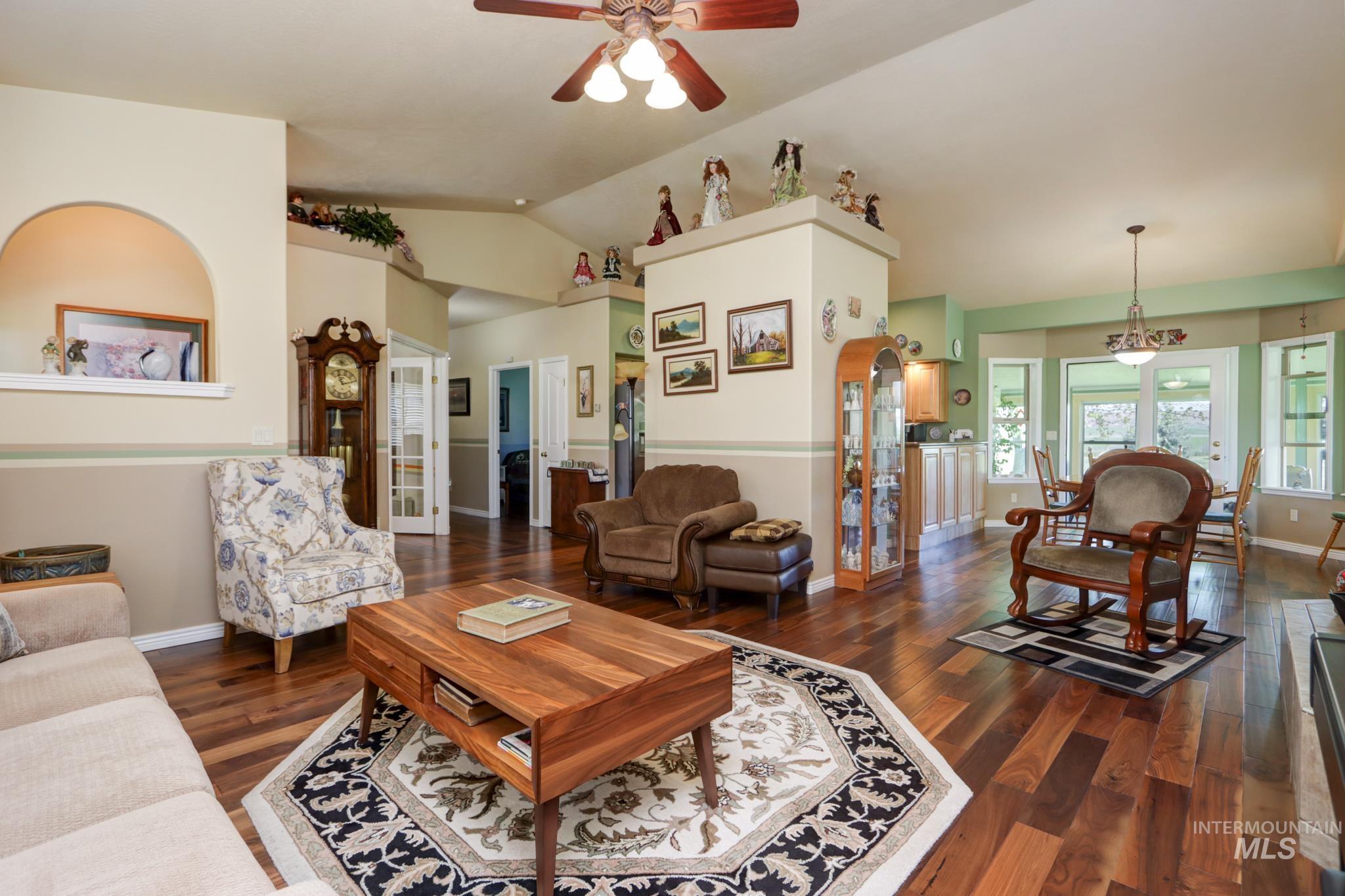 5442 Black Canyon Hwy, Emmett, Idaho 83617, 3 Bedrooms, 2 Bathrooms, Residential For Sale, Price $739,000, 98985482