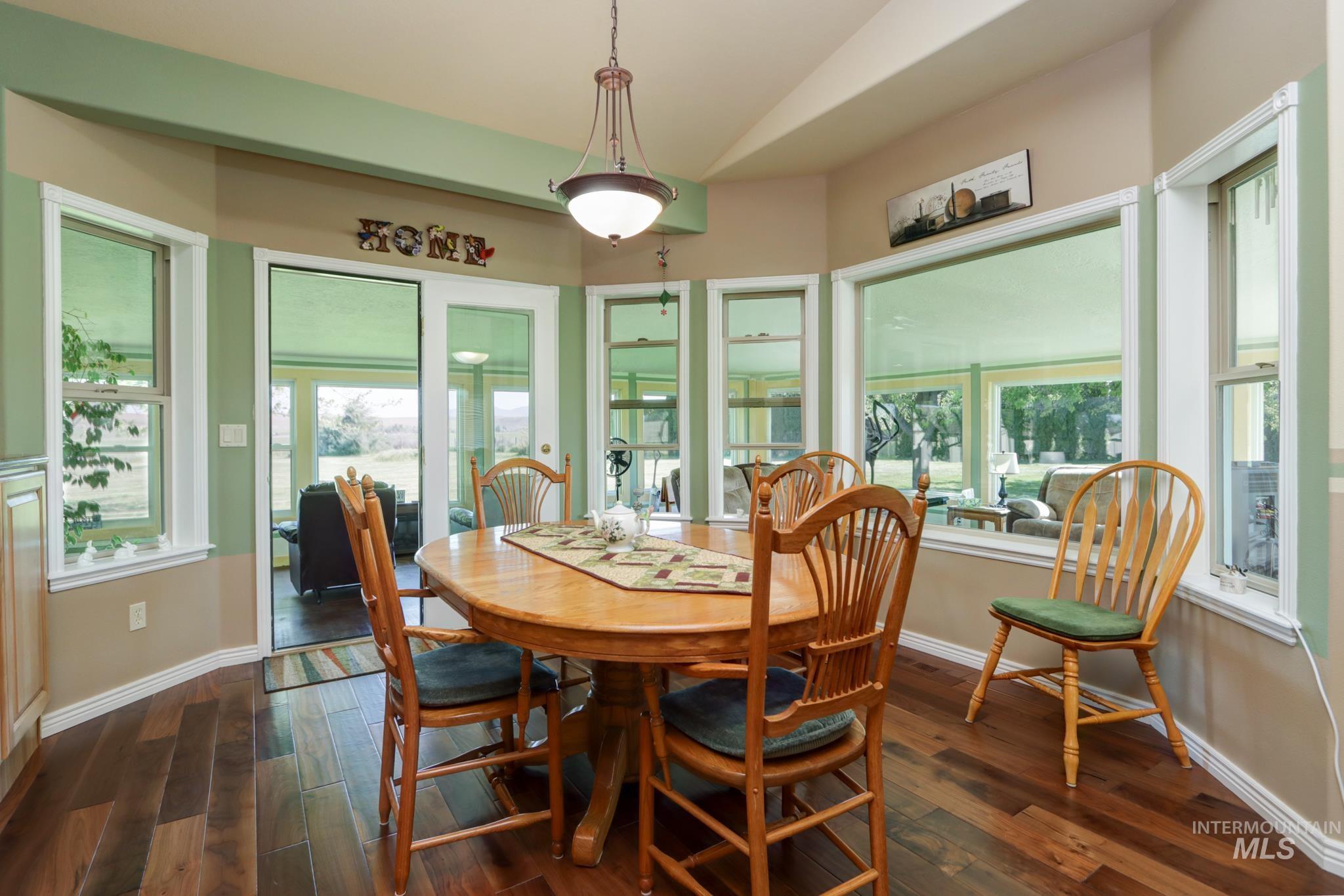 5442 Black Canyon Hwy, Emmett, Idaho 83617, 3 Bedrooms, 2 Bathrooms, Residential For Sale, Price $739,000, 98985482