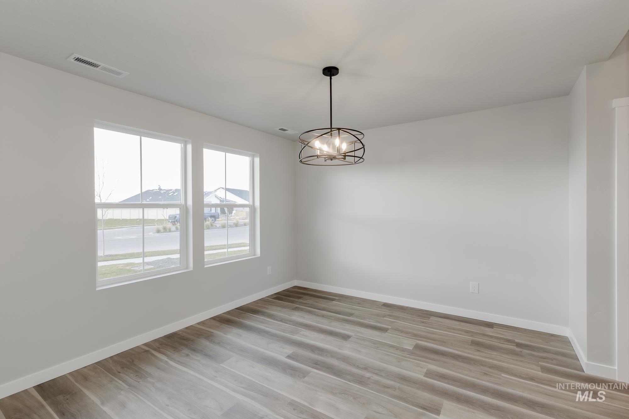 7116 E Marble Springs Dr, Nampa, Idaho 83687, 3 Bedrooms, 2 Bathrooms, Residential For Sale, Price $426,990, 98985487