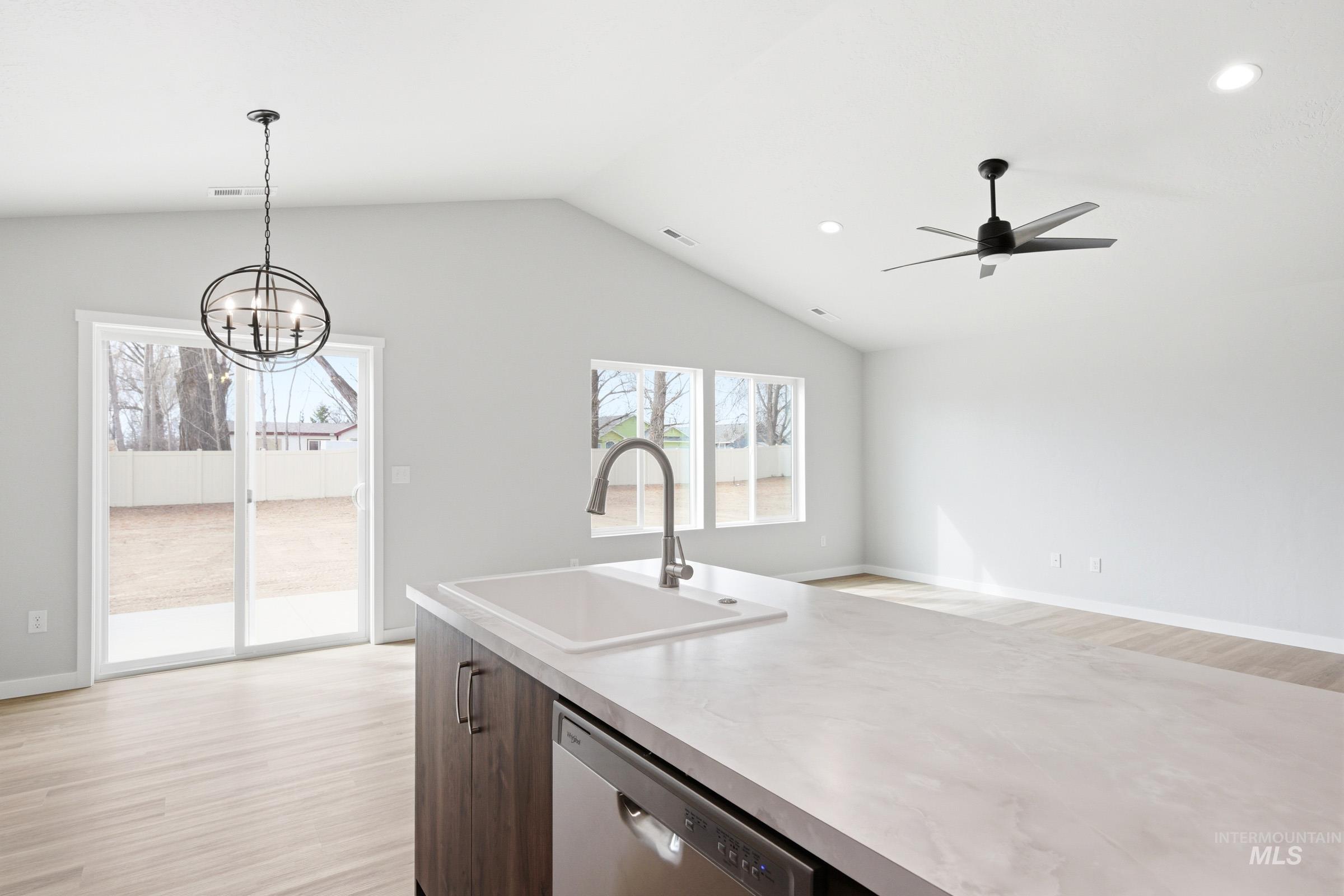 4319 Dayton St, Caldwell, Idaho 83605, 3 Bedrooms, 2 Bathrooms, Residential For Sale, Price $420,990, 98985500