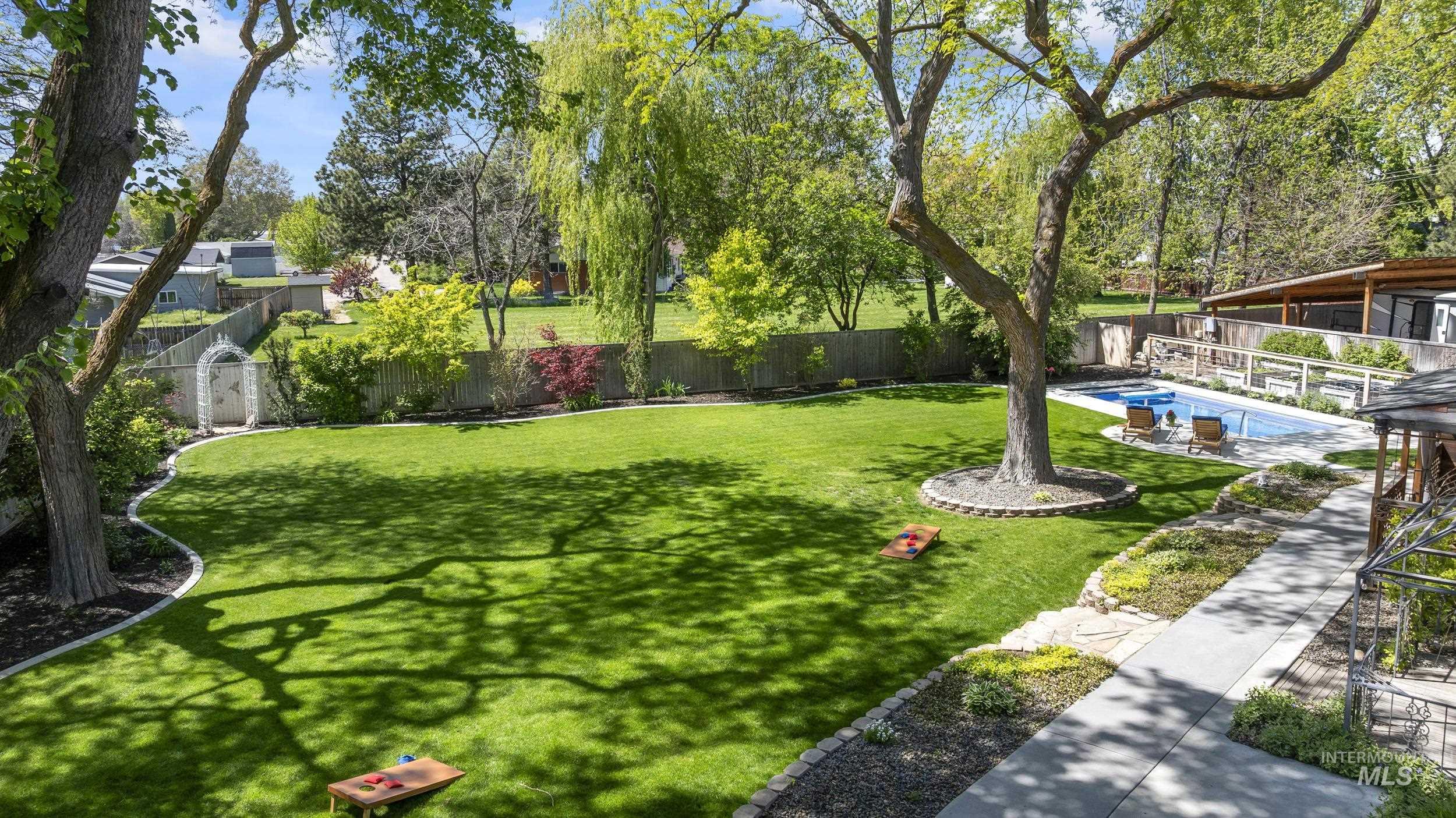 1255 S Cloverdale, Boise, Idaho 83709, 2 Bedrooms, 2 Bathrooms, Residential For Sale, Price $849,900,MLS 98985505