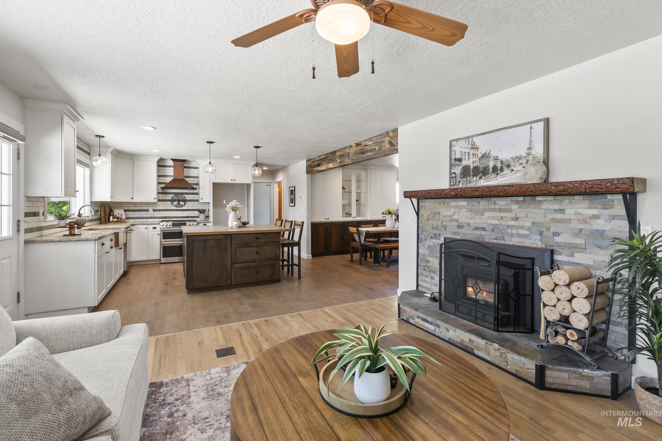 1255 S Cloverdale, Boise, Idaho 83709, 2 Bedrooms, 2 Bathrooms, Residential For Sale, Price $849,900,MLS 98985505