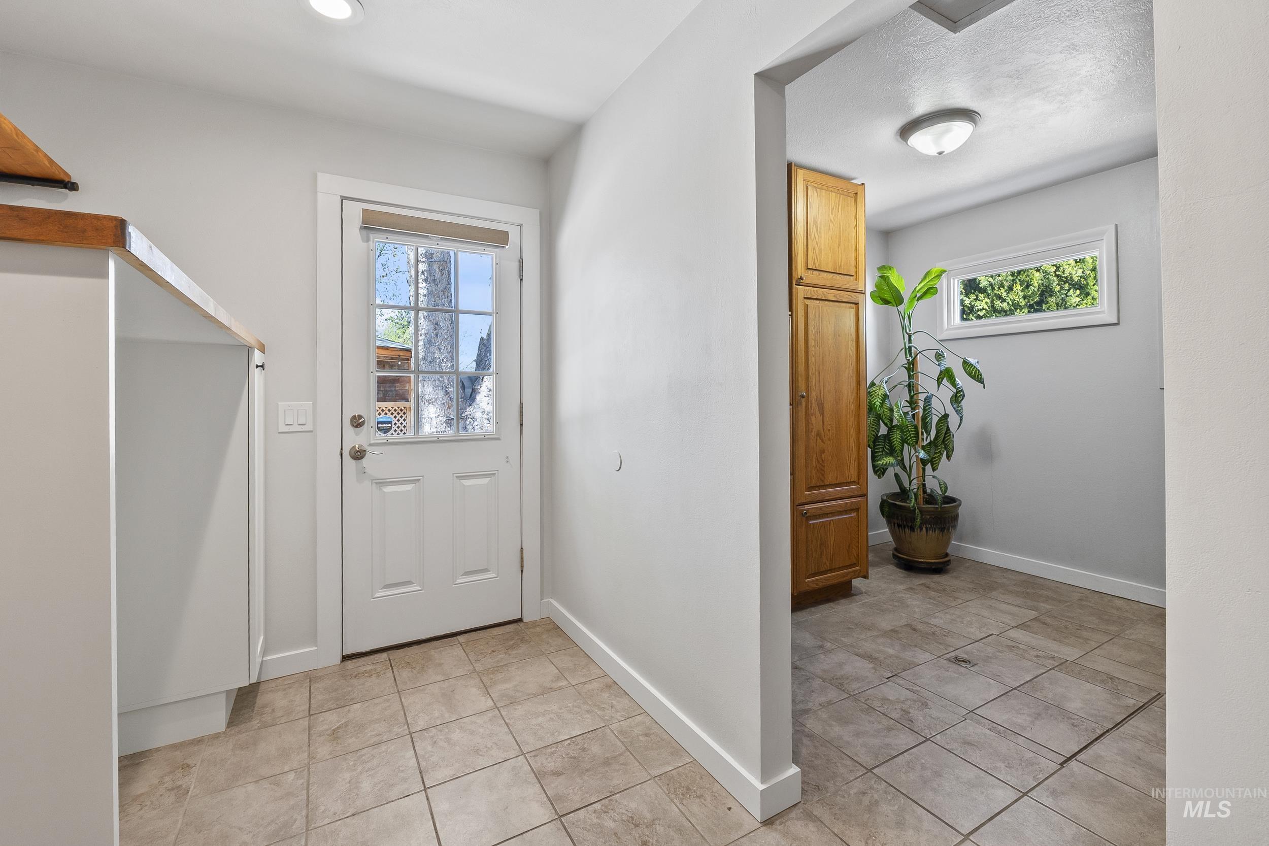 1255 S Cloverdale, Boise, Idaho 83709, 2 Bedrooms, 2 Bathrooms, Residential For Sale, Price $849,900,MLS 98985505