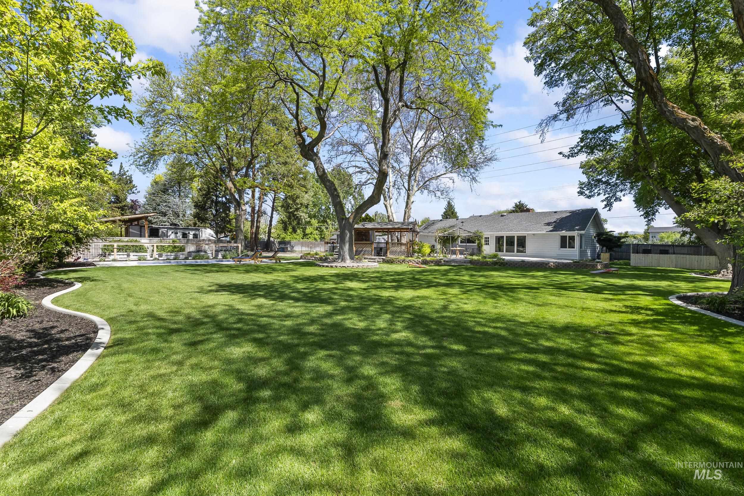 1255 S Cloverdale, Boise, Idaho 83709, 2 Bedrooms, 2 Bathrooms, Residential For Sale, Price $849,900,MLS 98985505