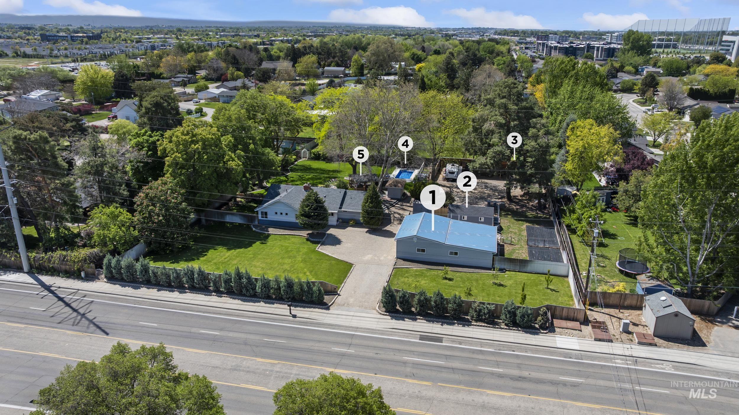 1255 S Cloverdale, Boise, Idaho 83709, 2 Bedrooms, 2 Bathrooms, Residential For Sale, Price $849,900,MLS 98985505