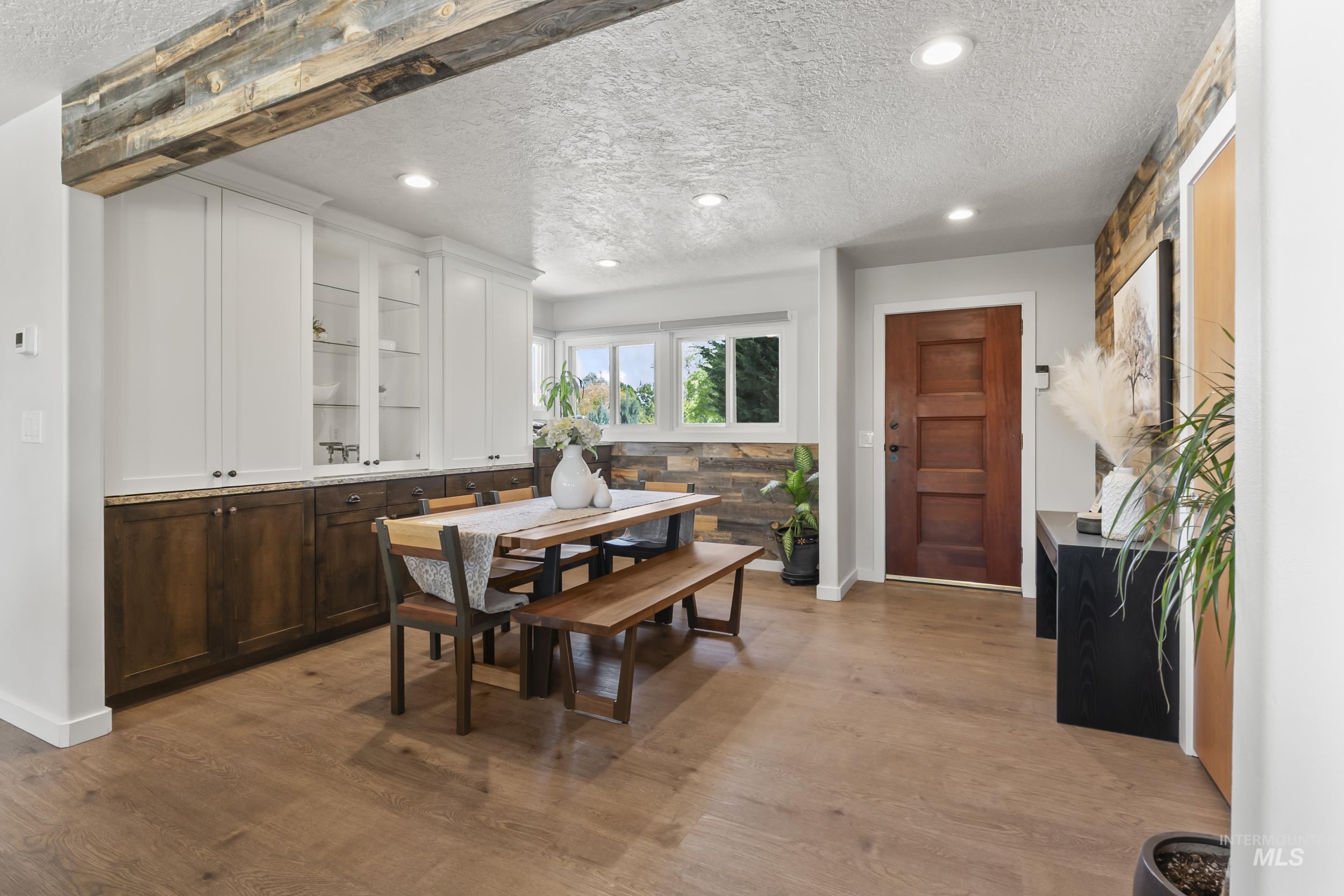 1255 S Cloverdale, Boise, Idaho 83709, 2 Bedrooms, 2 Bathrooms, Residential For Sale, Price $849,900,MLS 98985505