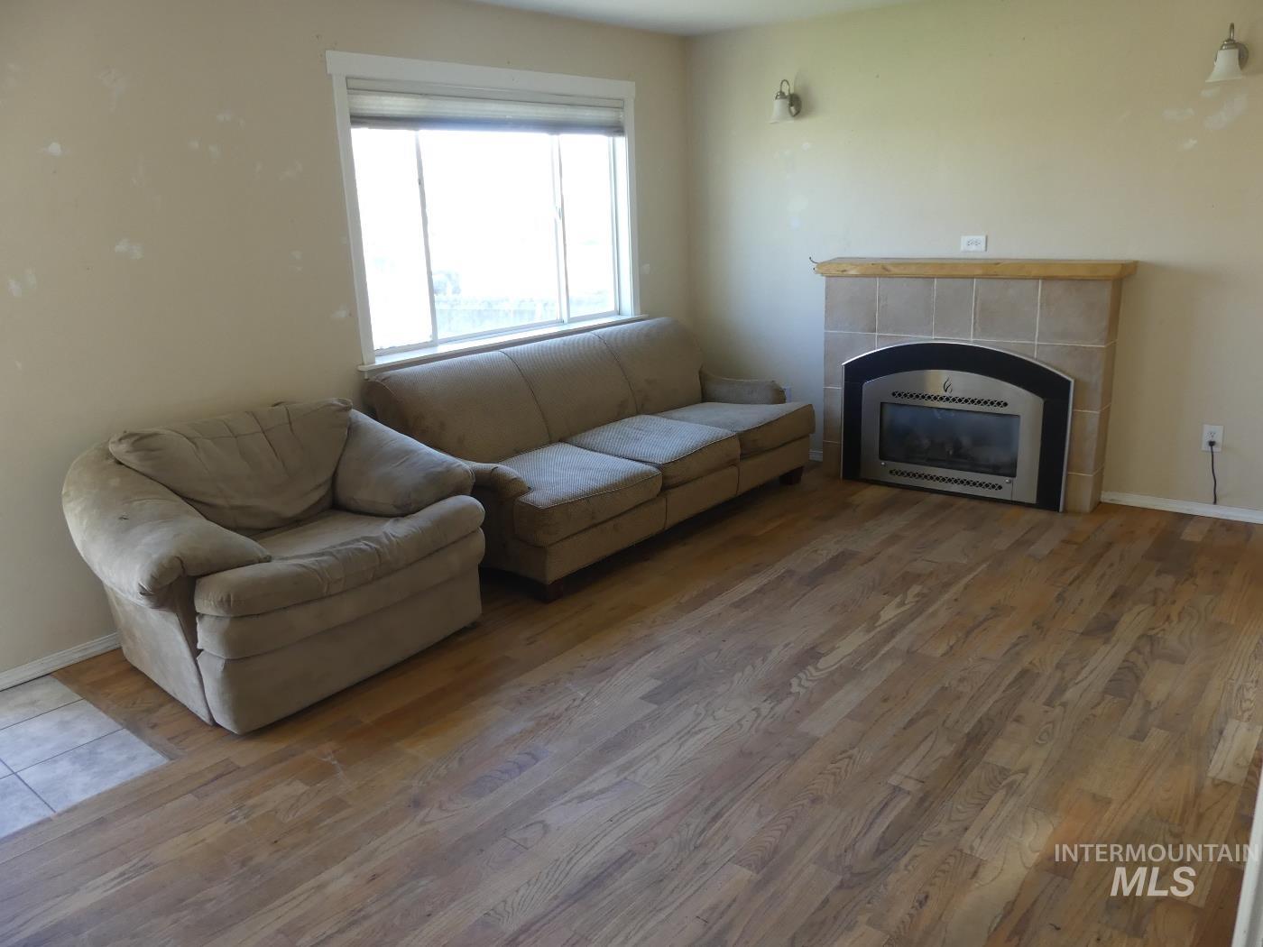 109 S Idaho Street, Cascade, Idaho 83611, 4 Bedrooms, 2 Bathrooms, Residential For Sale, Price $479,000, 98985506