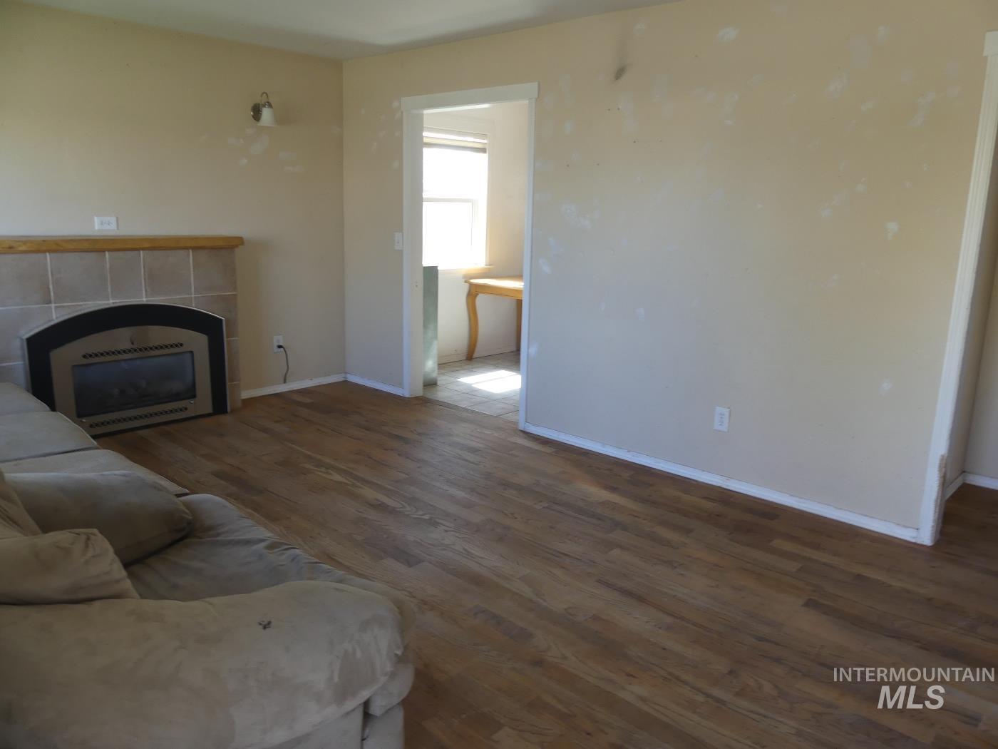 109 S Idaho Street, Cascade, Idaho 83611, 4 Bedrooms, 2 Bathrooms, Residential For Sale, Price $479,000, 98985506