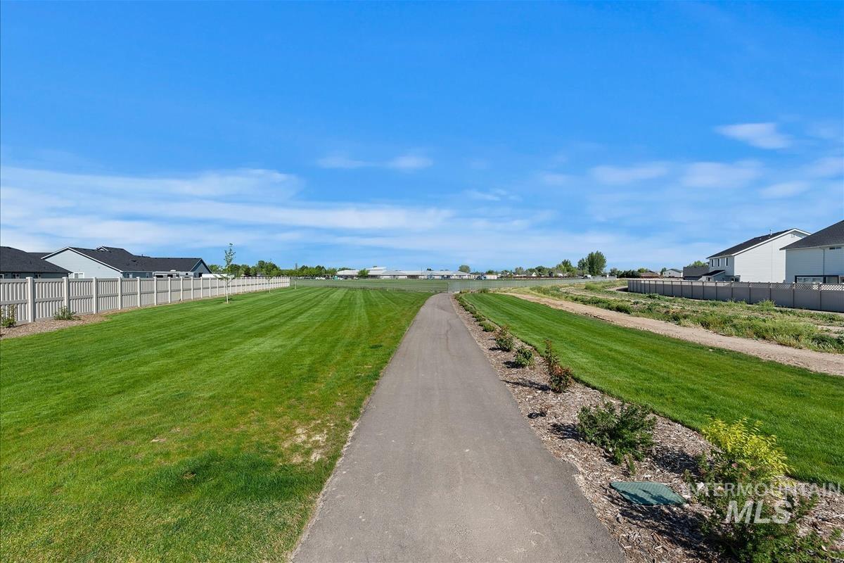 19271 Osane Way, Caldwell, Idaho 83605, 3 Bedrooms, 2 Bathrooms, Residential For Sale, Price $375,000, 98985511