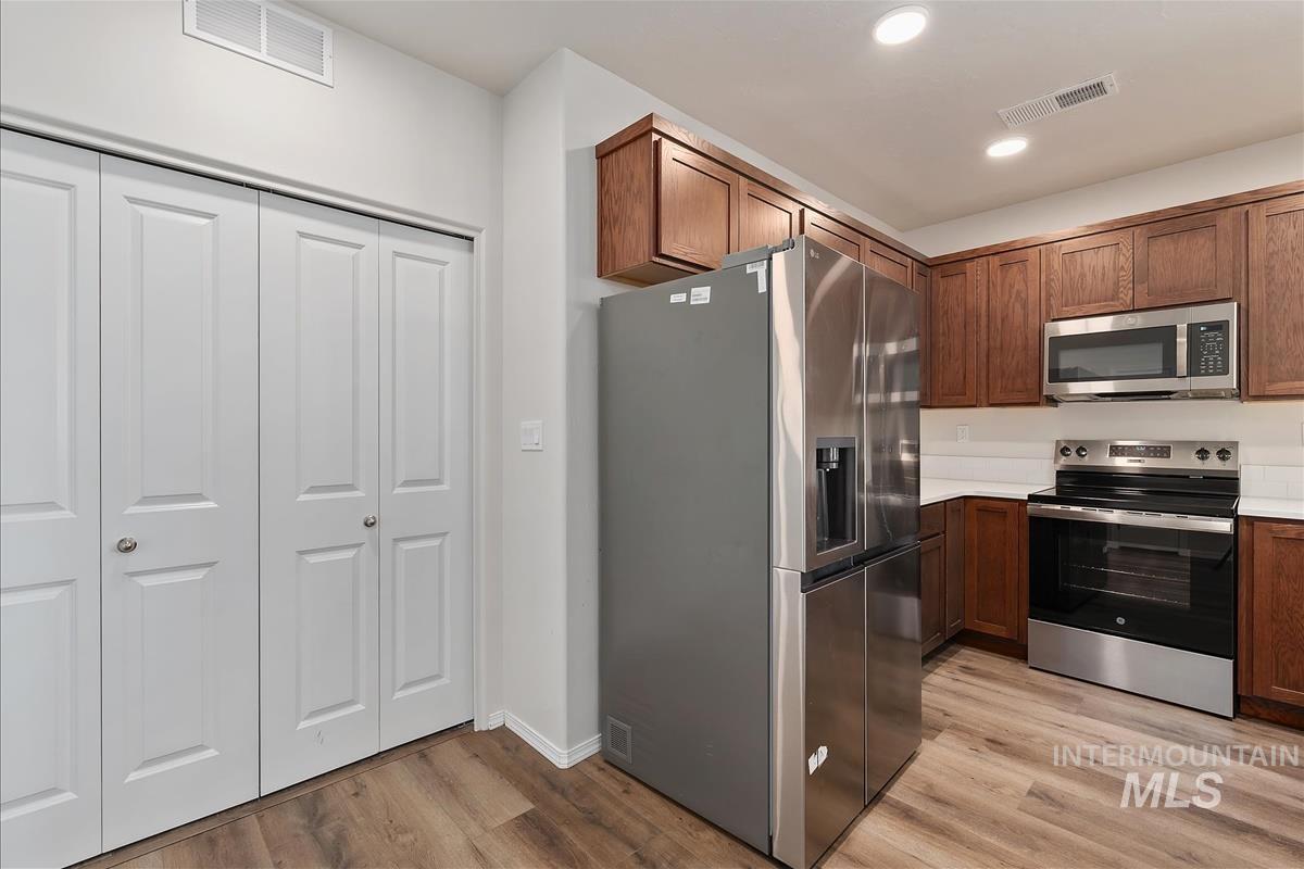19271 Osane Way, Caldwell, Idaho 83605, 3 Bedrooms, 2 Bathrooms, Residential For Sale, Price $375,000, 98985511