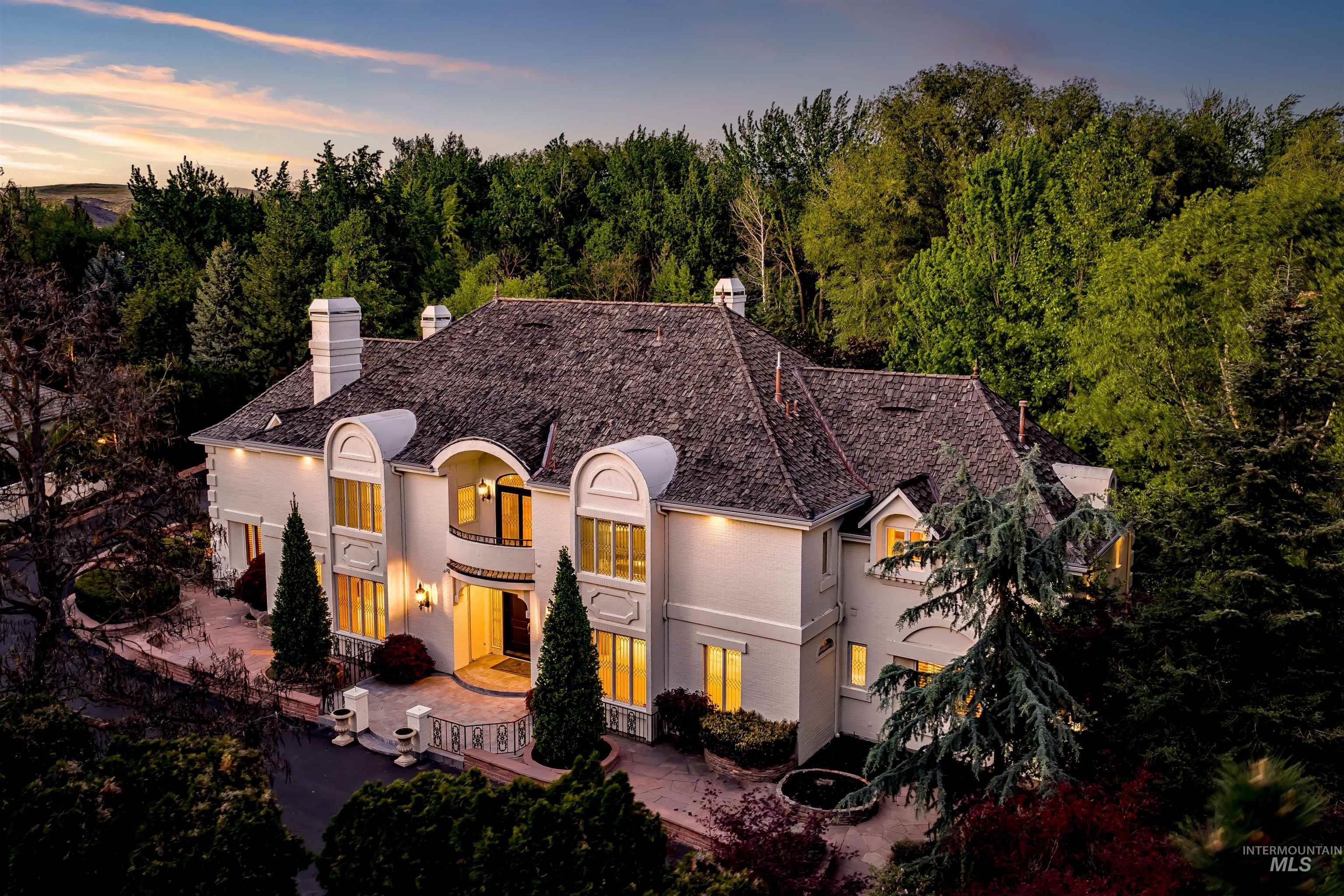 9400 W Pebble Brook Lane, Garden City, Idaho 83714, 4 Bedrooms, 3.5 Bathrooms, Residential For Sale, Price $2,200,000,MLS 98985525