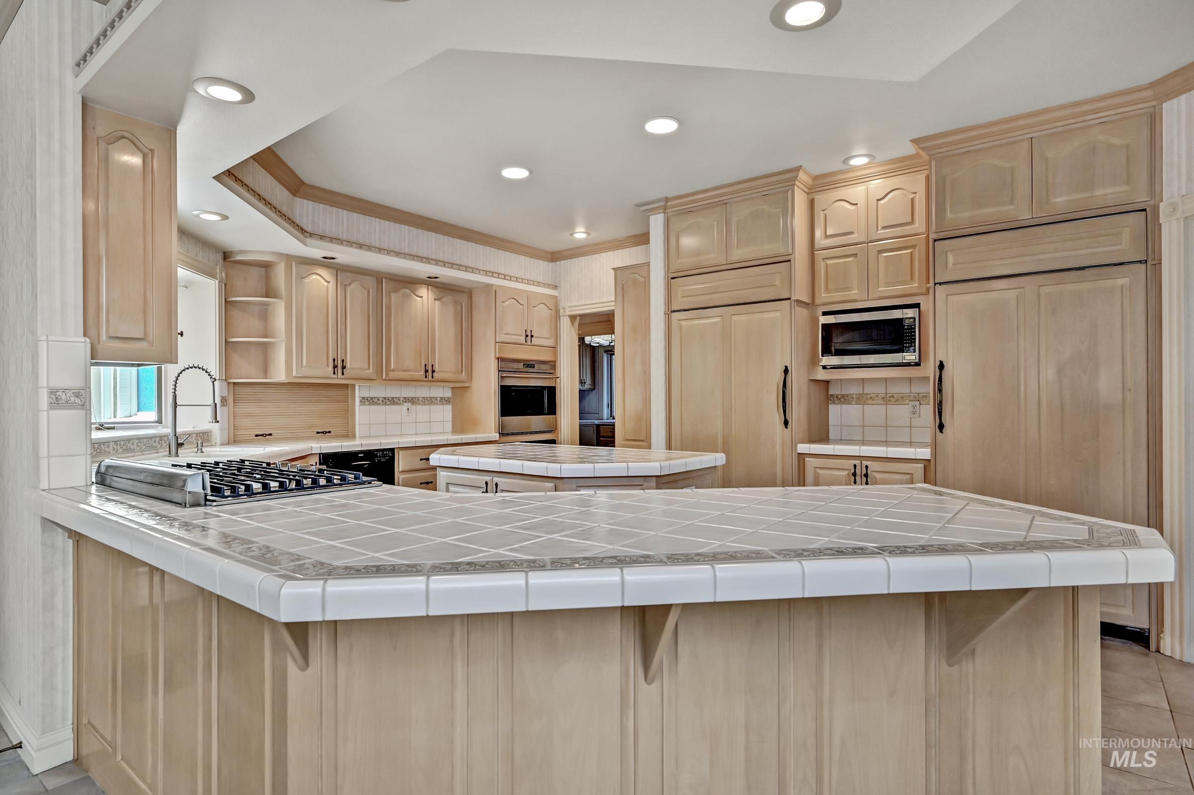 9400 W Pebble Brook Lane, Garden City, Idaho 83714, 4 Bedrooms, 3.5 Bathrooms, Residential For Sale, Price $2,200,000,MLS 98985525