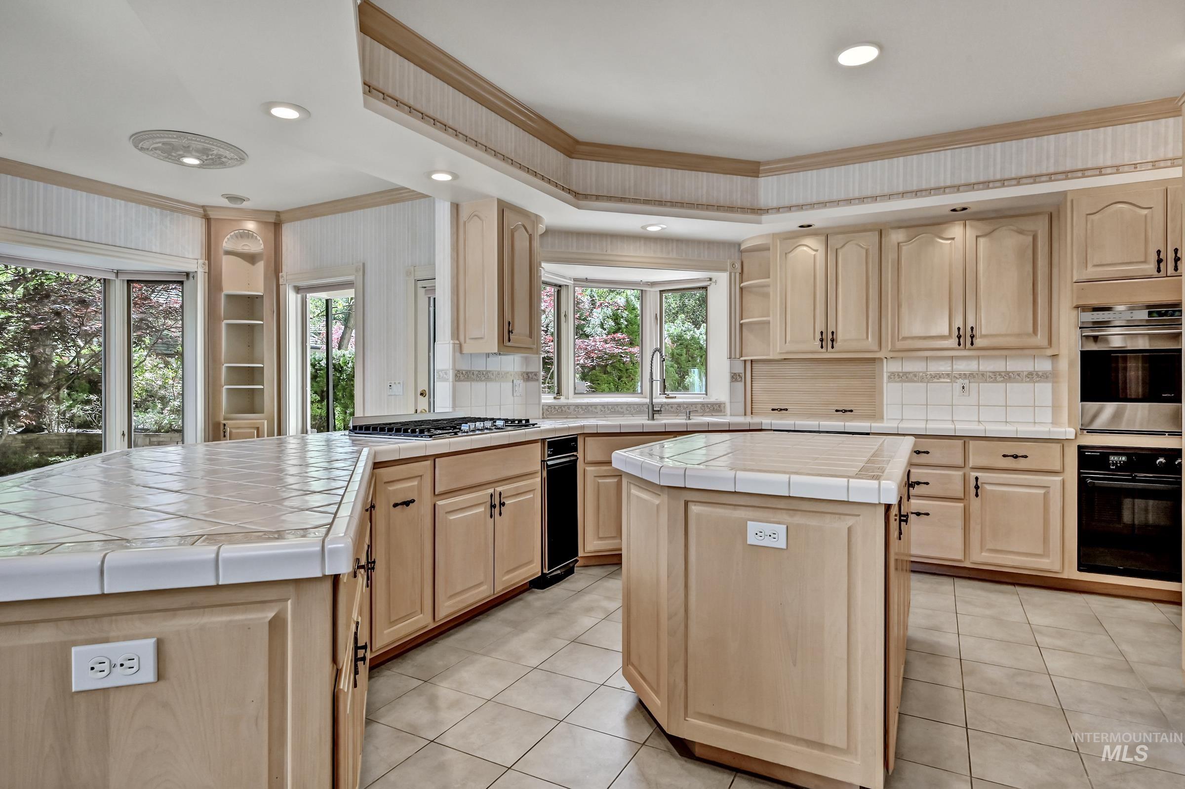 9400 W Pebble Brook Lane, Garden City, Idaho 83714, 4 Bedrooms, 3.5 Bathrooms, Residential For Sale, Price $2,200,000,MLS 98985525