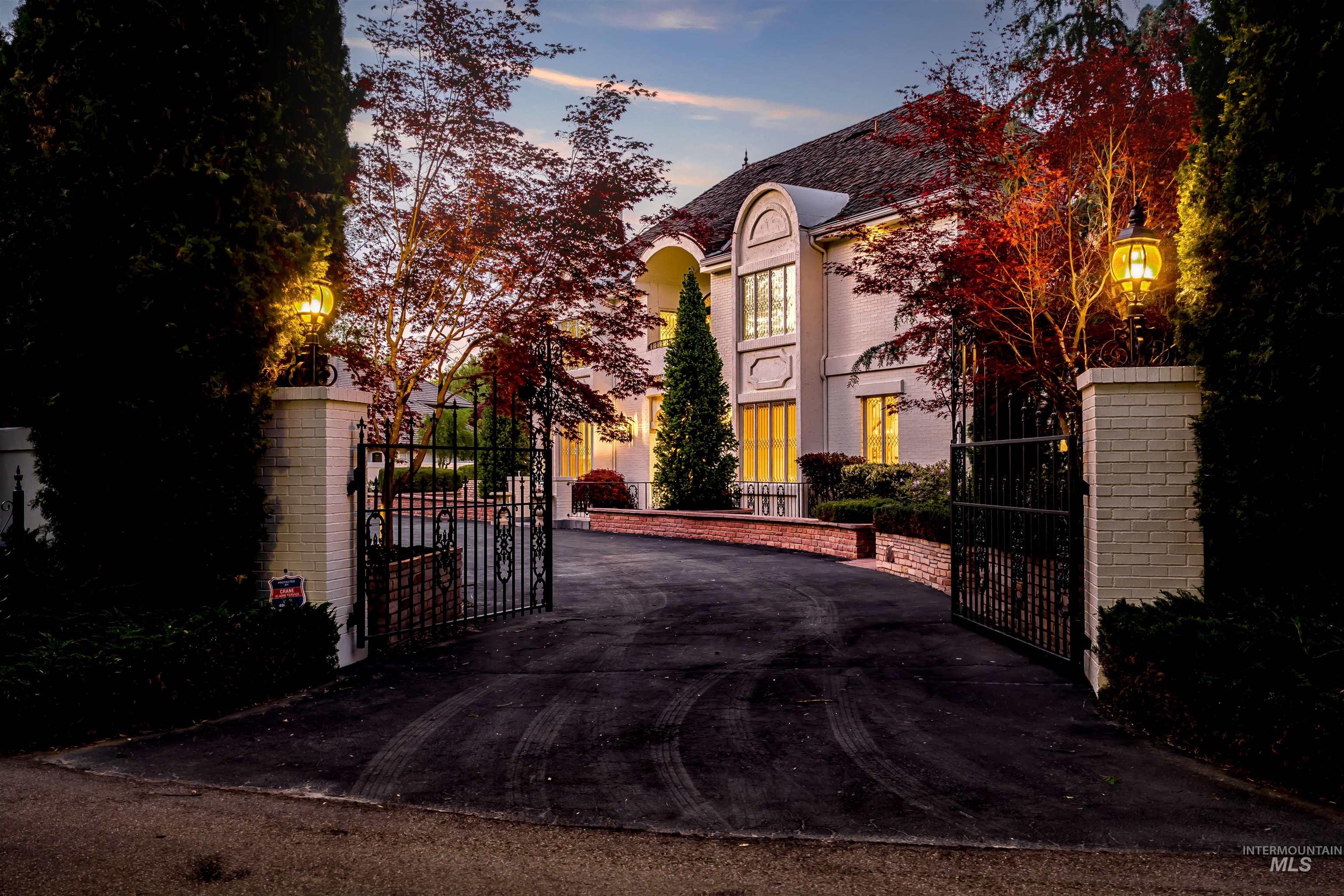 9400 W Pebble Brook Lane, Garden City, Idaho 83714, 4 Bedrooms, 3.5 Bathrooms, Residential For Sale, Price $2,200,000,MLS 98985525