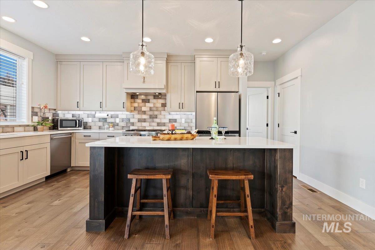11492 W Gladiola Street, Star, Idaho 83669-6313, 3 Bedrooms, 2.5 Bathrooms, Residential For Sale, Price $614,756,MLS 98985531