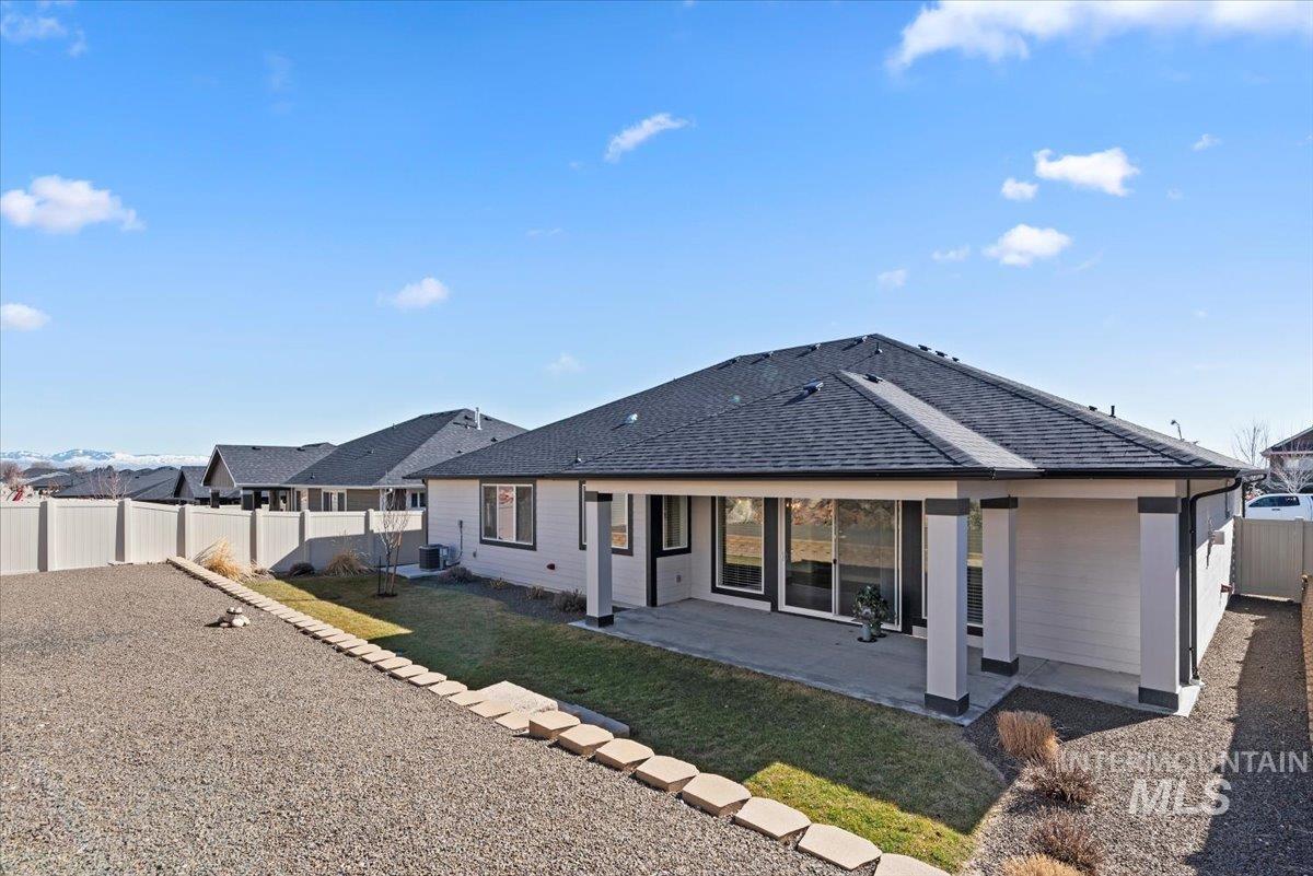 11492 W Gladiola Street, Star, Idaho 83669-6313, 3 Bedrooms, 2.5 Bathrooms, Residential For Sale, Price $614,756,MLS 98985531