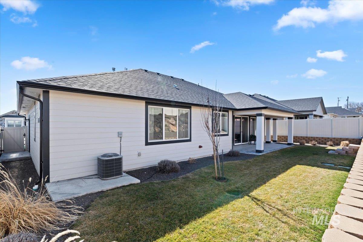 11492 W Gladiola Street, Star, Idaho 83669-6313, 3 Bedrooms, 2.5 Bathrooms, Residential For Sale, Price $614,756,MLS 98985531