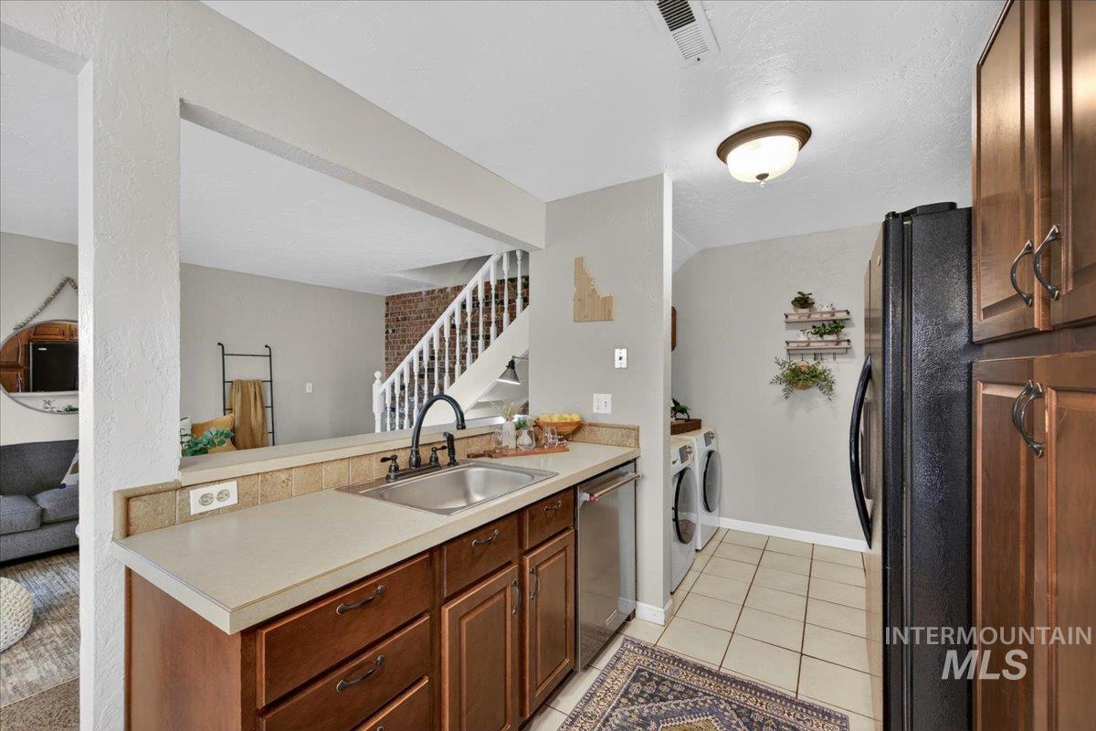 729 W Pennsylvania Ave, Boise, Idaho 83706, 2 Bedrooms, 1 Bathroom, Residential For Sale, Price $295,000,MLS 98985533