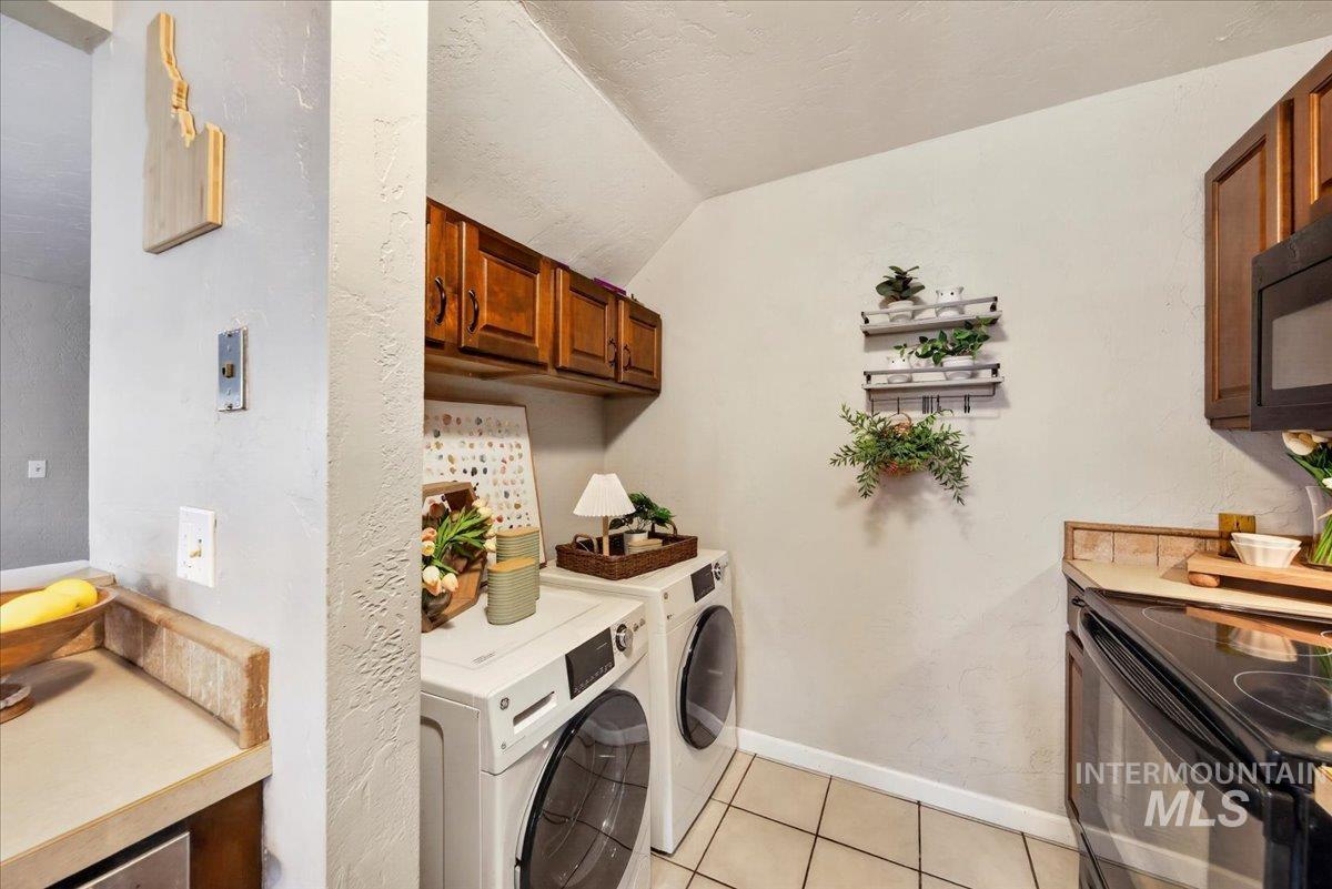 729 W Pennsylvania Ave, Boise, Idaho 83706, 2 Bedrooms, 1 Bathroom, Residential For Sale, Price $295,000,MLS 98985533