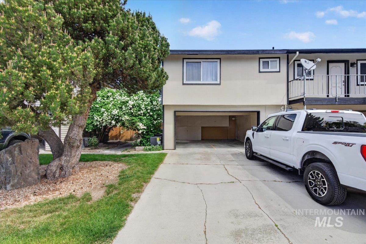 729 W Pennsylvania Ave, Boise, Idaho 83706, 2 Bedrooms, 1 Bathroom, Residential For Sale, Price $295,000,MLS 98985533