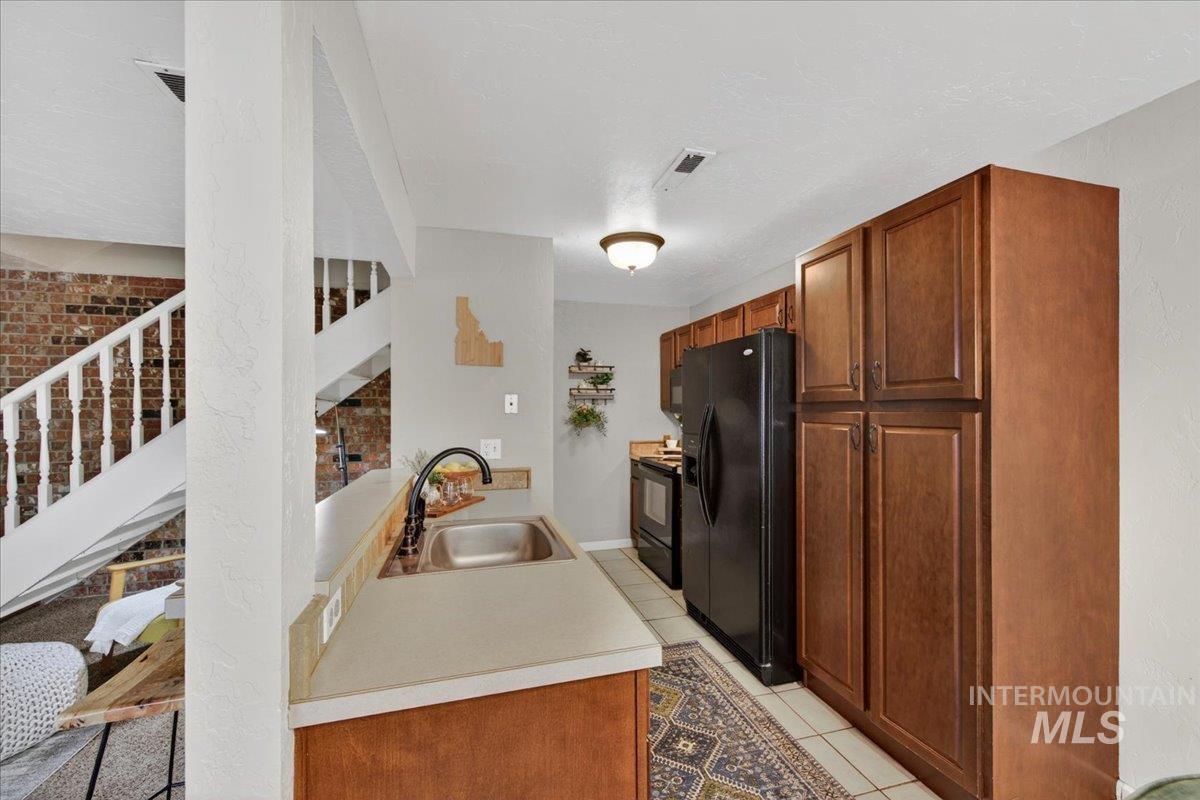 729 W Pennsylvania Ave, Boise, Idaho 83706, 2 Bedrooms, 1 Bathroom, Residential For Sale, Price $295,000,MLS 98985533