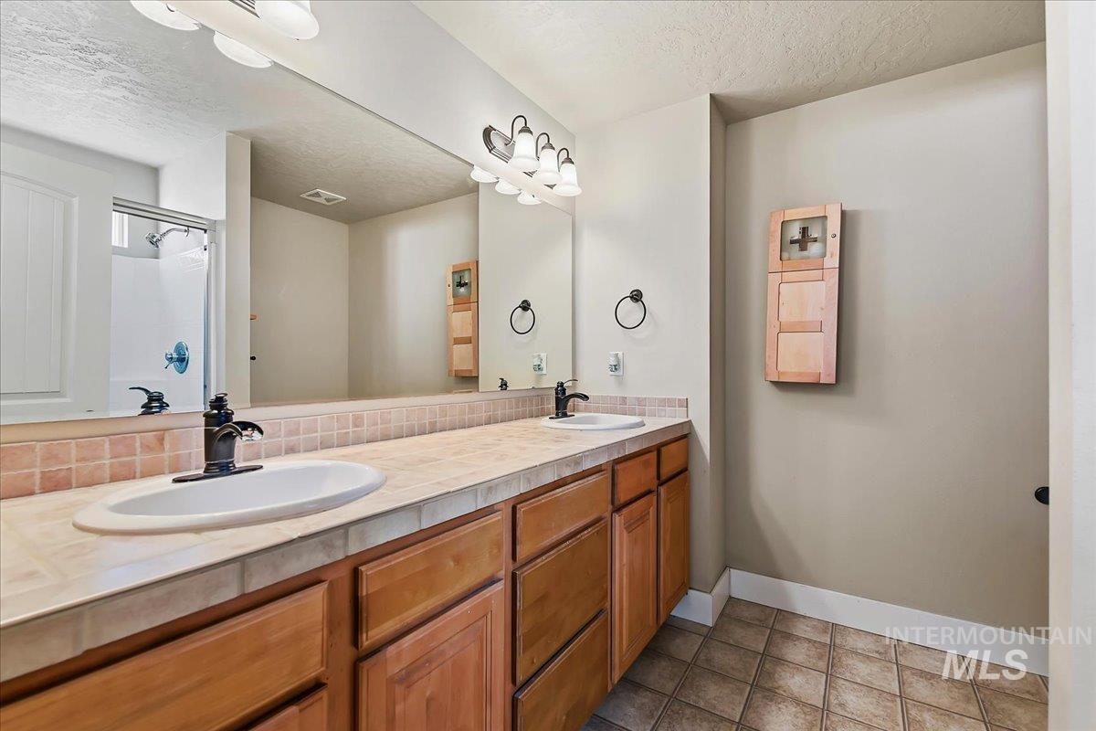 11545 W Tempe, Star, Idaho 83669, 3 Bedrooms, 2 Bathrooms, Residential For Sale, Price $425,000, 98985535