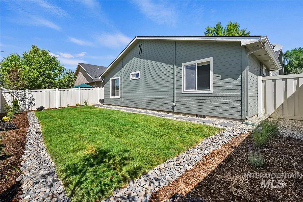 11545 W Tempe, Star, Idaho 83669, 3 Bedrooms, 2 Bathrooms, Residential For Sale, Price $399,999, 98985535