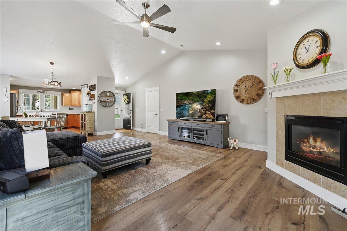 11545 W Tempe, Star, Idaho 83669, 3 Bedrooms, 2 Bathrooms, Residential For Sale, Price $425,000, 98985535