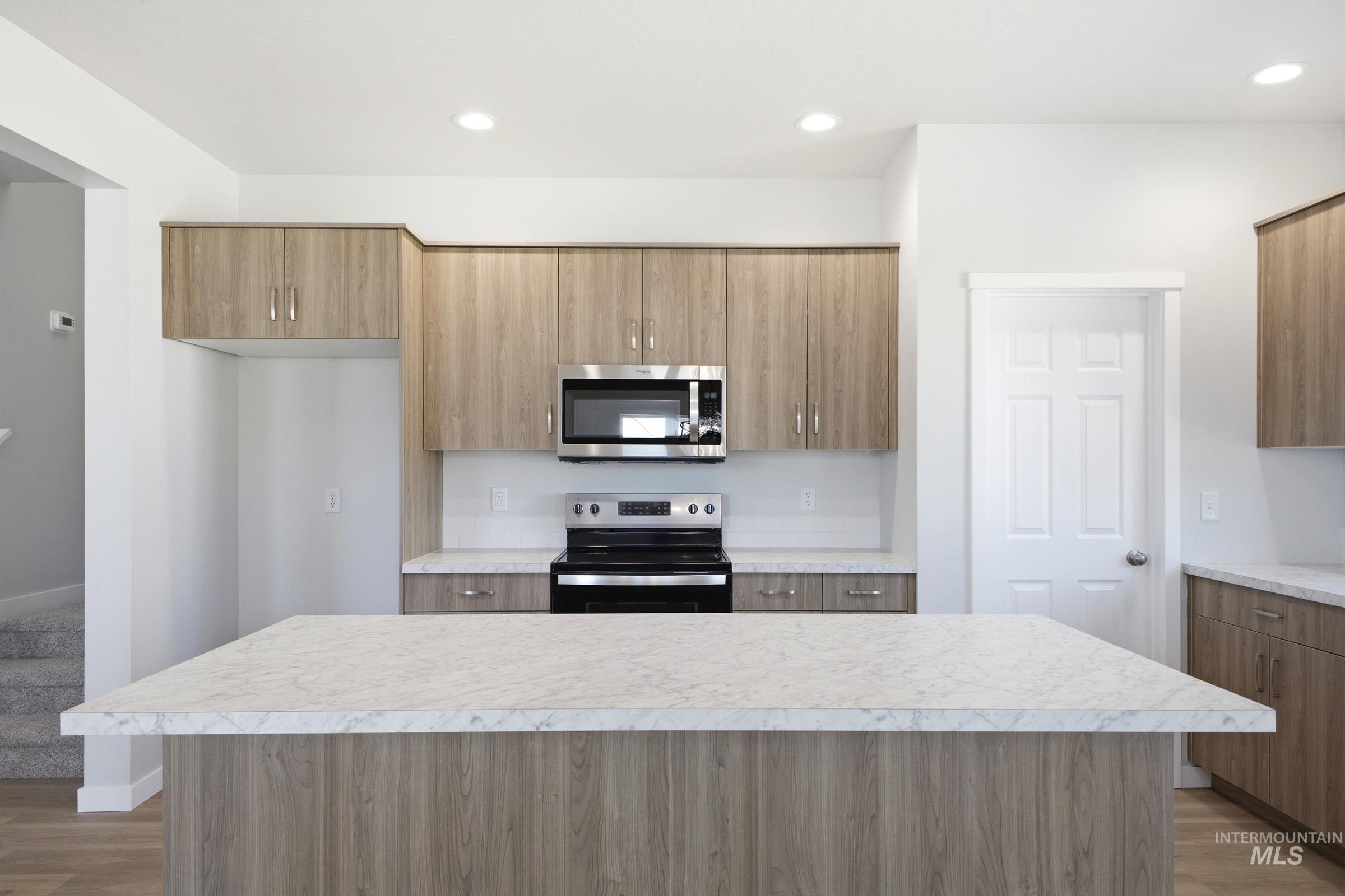 2519 W Fallon Lp, Nampa, Idaho 83651, 3 Bedrooms, 2.5 Bathrooms, Residential For Sale, Price $429,990, 98985544