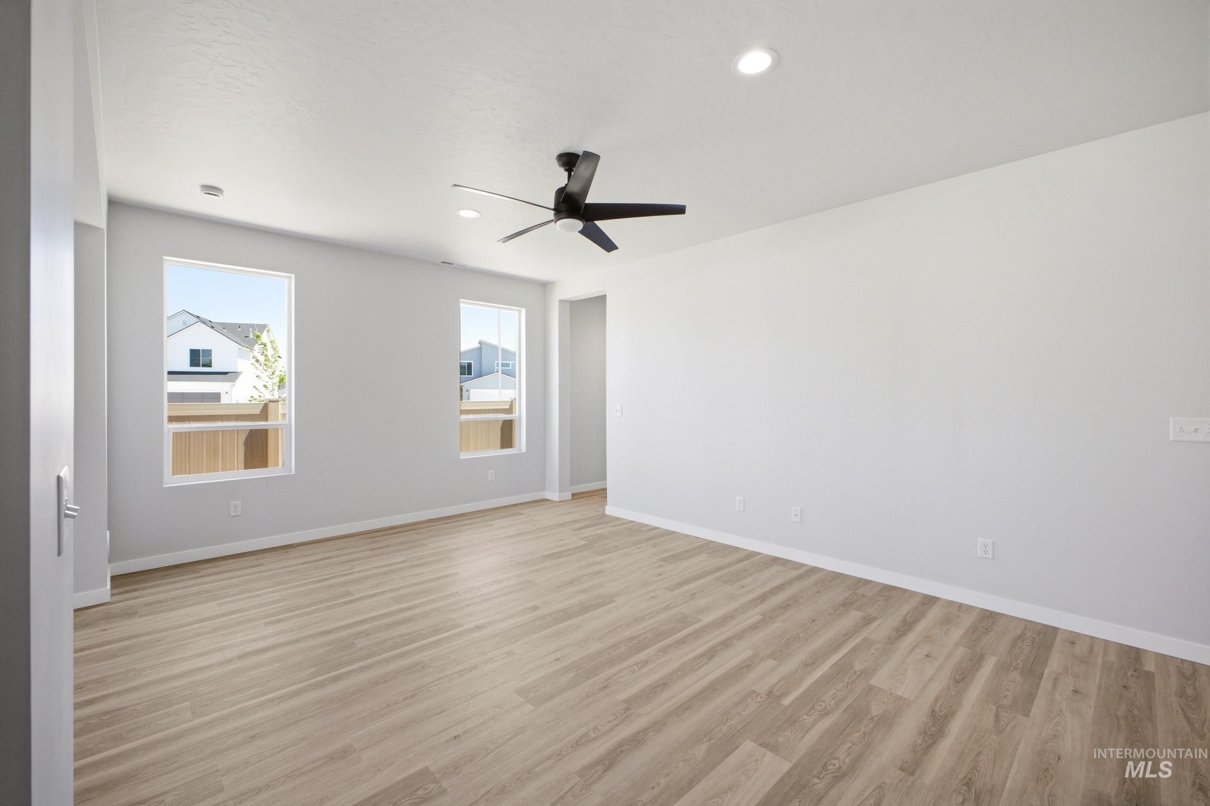 2519 W Fallon Lp, Nampa, Idaho 83651, 3 Bedrooms, 2.5 Bathrooms, Residential For Sale, Price $429,990, 98985544
