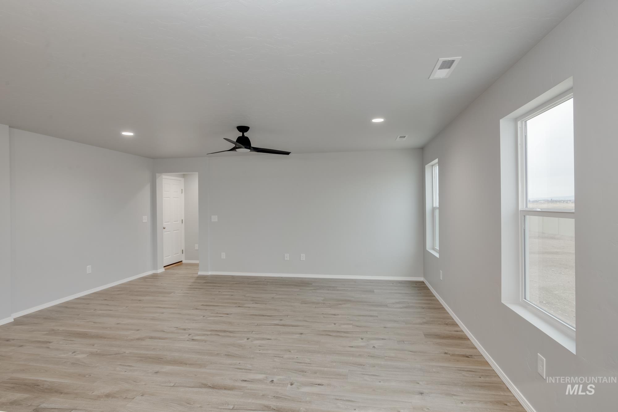 2990 S Maple Ranch Way, Nampa, Idaho 83686, 5 Bedrooms, 3 Bathrooms, Residential For Sale, Price $484,990, 98985551