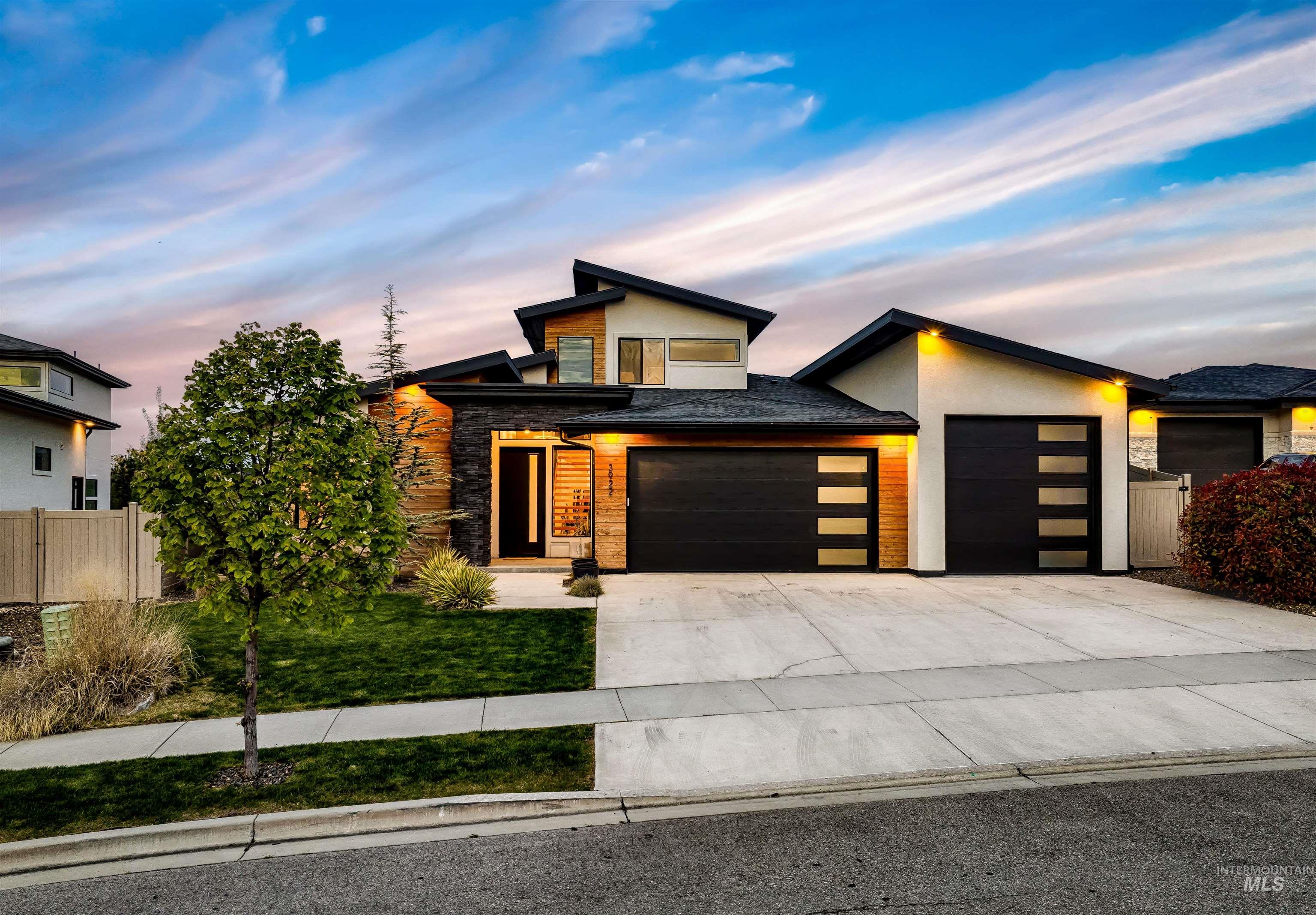 3922 S Daybreak Pl, Meridian, Idaho 83642, 4 Bedrooms, 2.5 Bathrooms, Residential For Sale, Price $839,900,MLS 98985552