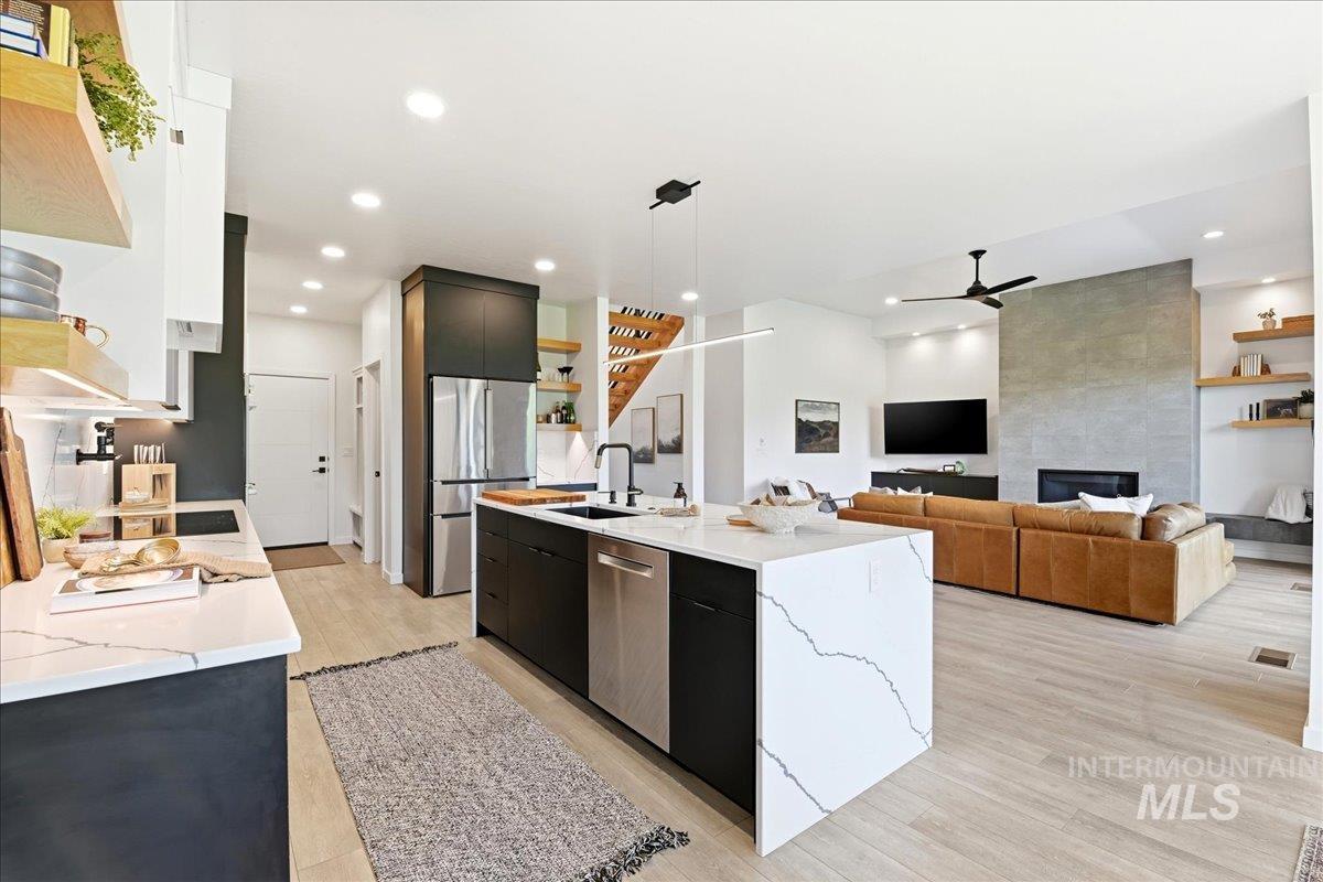 3922 S Daybreak Pl, Meridian, Idaho 83642, 4 Bedrooms, 2.5 Bathrooms, Residential For Sale, Price $839,900,MLS 98985552