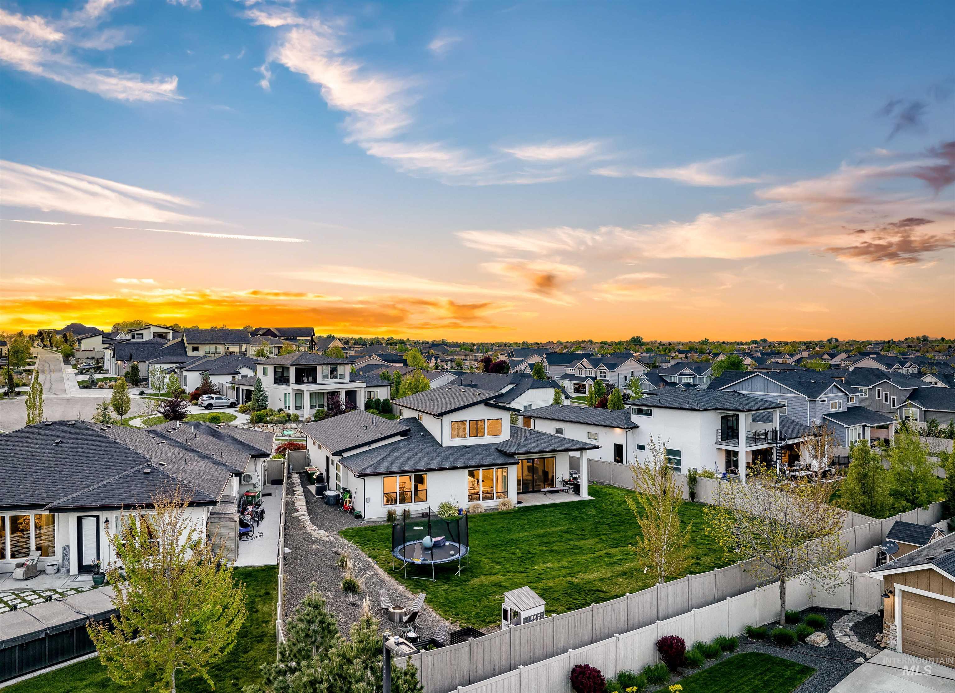 3922 S Daybreak Pl, Meridian, Idaho 83642, 4 Bedrooms, 2.5 Bathrooms, Residential For Sale, Price $839,900,MLS 98985552