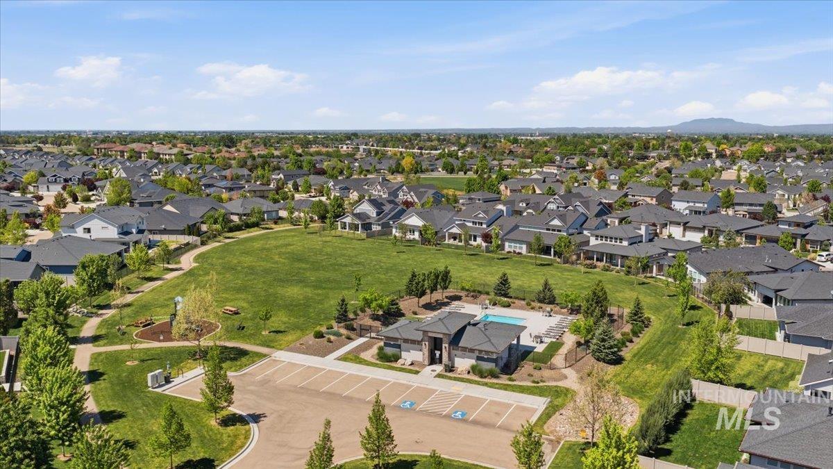 3922 S Daybreak Pl, Meridian, Idaho 83642, 4 Bedrooms, 2.5 Bathrooms, Residential For Sale, Price $839,900,MLS 98985552