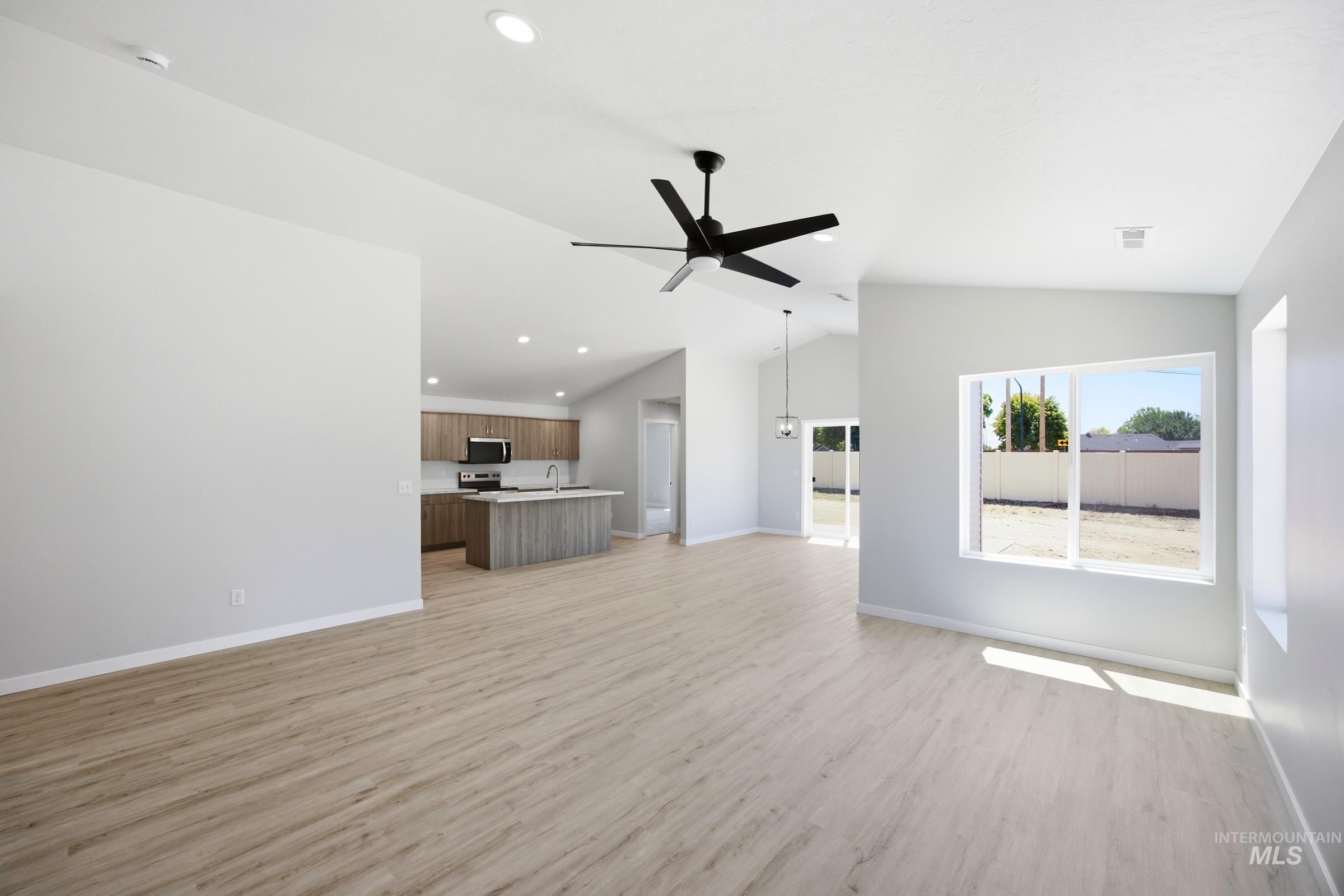 16662 N Shorthorn Lp, Nampa, Idaho 83651, 4 Bedrooms, 2 Bathrooms, Residential For Sale, Price $445,990, 98985556
