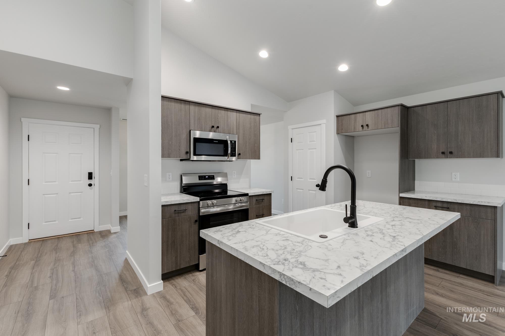 16686 N Shorthorn Lp, Nampa, Idaho 83651, 3 Bedrooms, 2 Bathrooms, Residential For Sale, Price $404,990,MLS 98985558