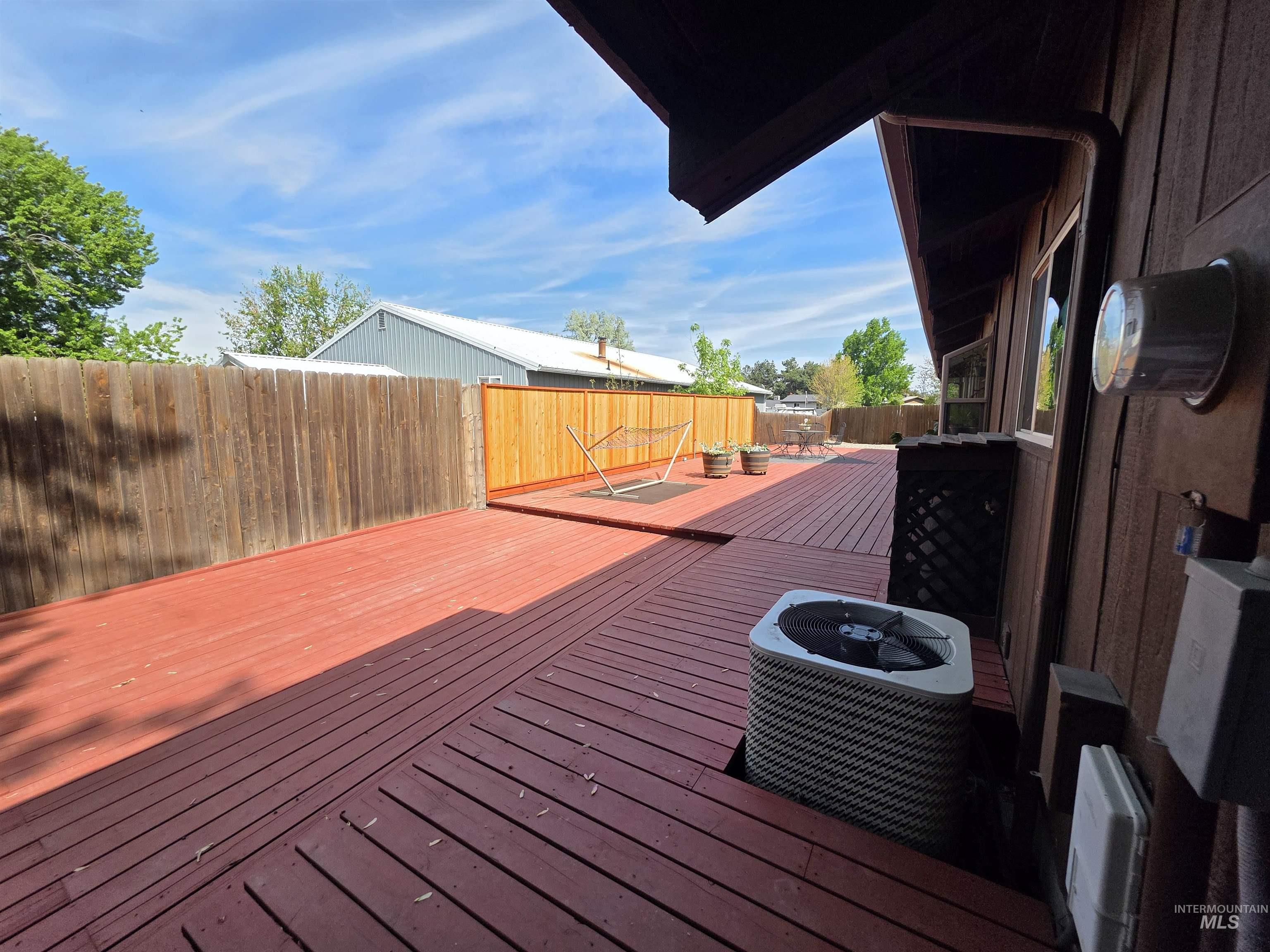 2424 Sunset View Ct, Clarkston, Washington 99403, 3 Bedrooms, 2 Bathrooms, Residential For Sale, Price $489,000,MLS 98985559