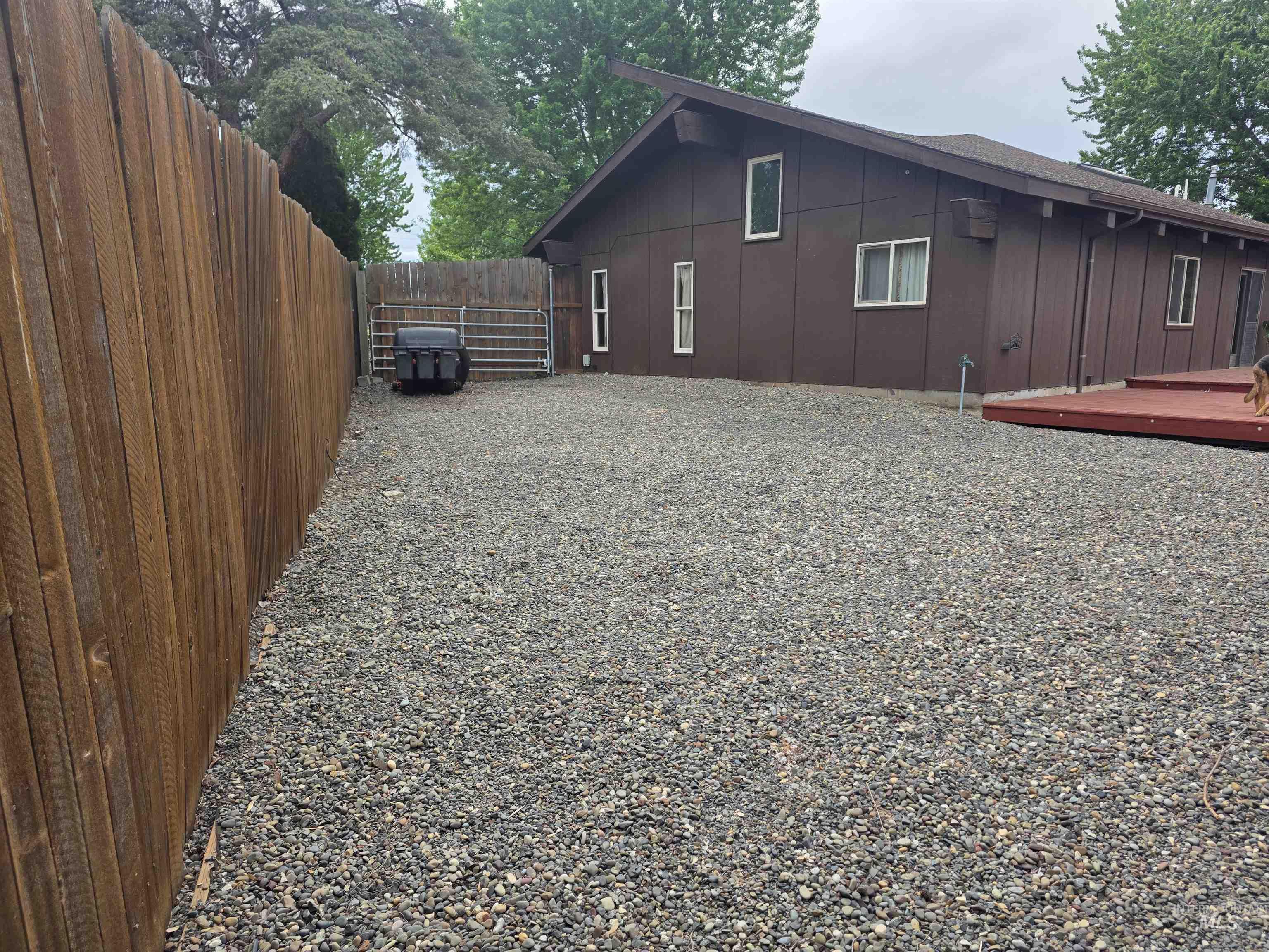 2424 Sunset View Ct, Clarkston, Washington 99403, 3 Bedrooms, 2 Bathrooms, Residential For Sale, Price $489,000,MLS 98985559