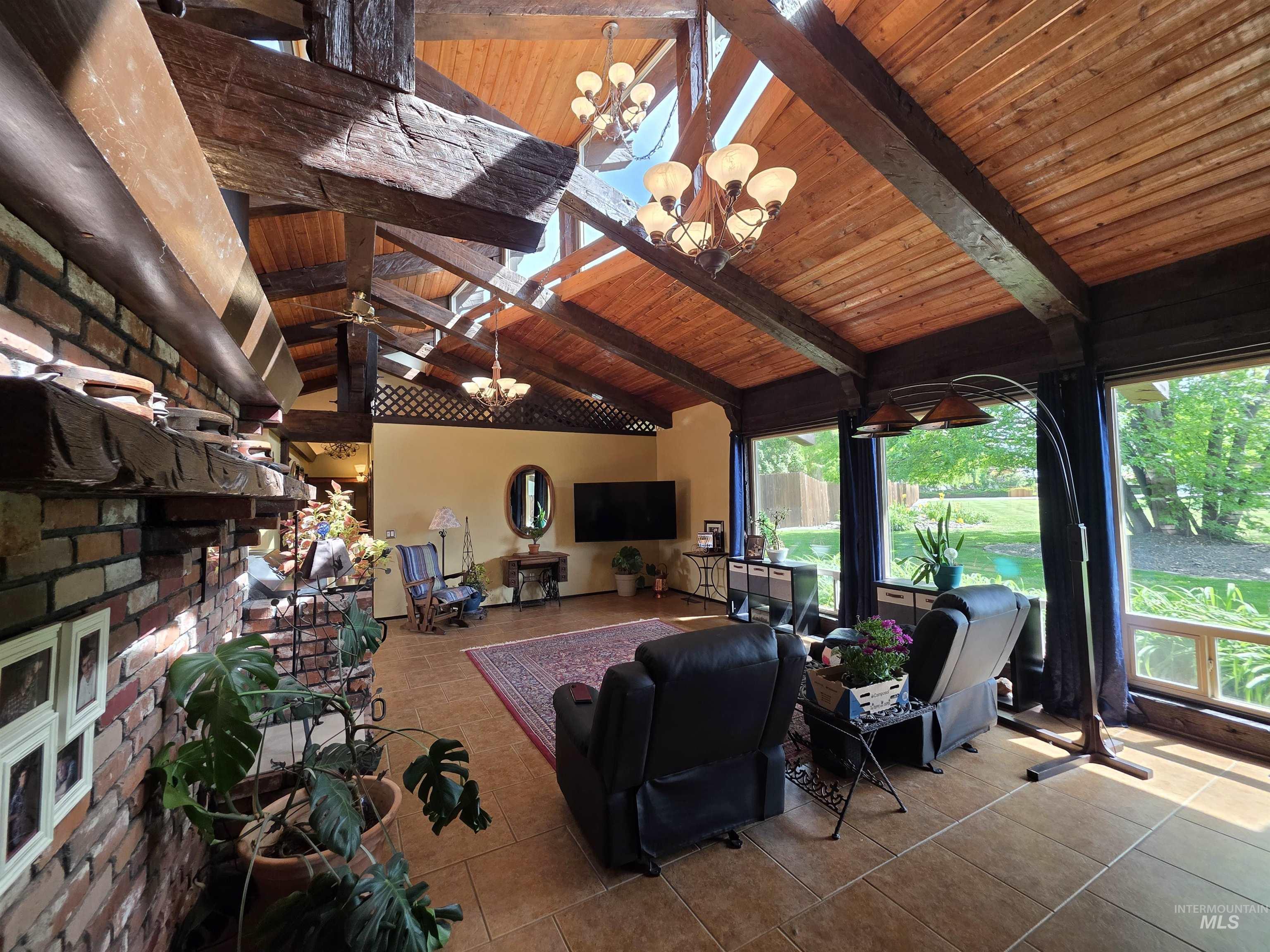 2424 Sunset View Ct, Clarkston, Washington 99403, 3 Bedrooms, 2 Bathrooms, Residential For Sale, Price $489,000,MLS 98985559
