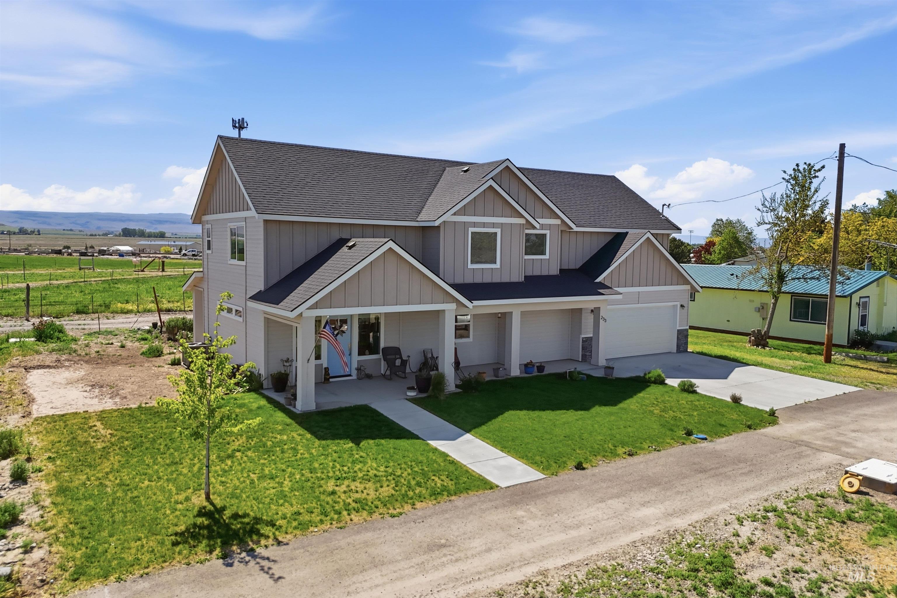 233 Well Rd., Marsing, Idaho 83639, 3 Bedrooms, 2.5 Bathrooms, Residential For Sale, Price $505,000,MLS 98985560