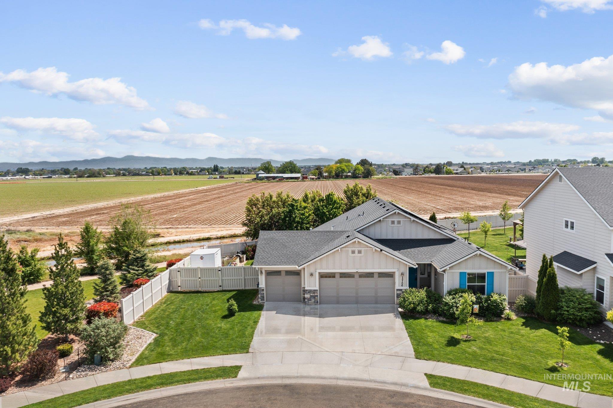 15706 Conley Way, Caldwell, Idaho 83607, 3 Bedrooms, 2 Bathrooms, Residential For Sale, Price $415,000,MLS 98985564