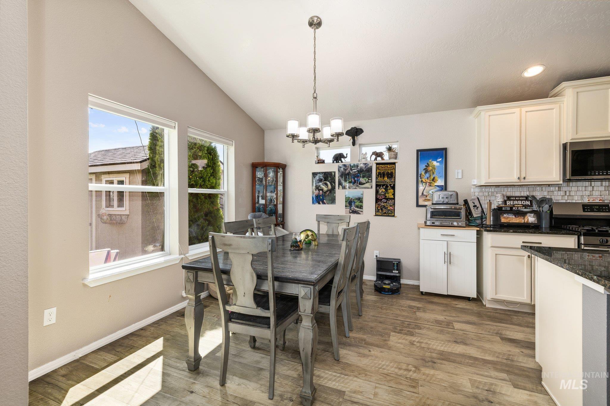 15706 Conley Way, Caldwell, Idaho 83607, 3 Bedrooms, 2 Bathrooms, Residential For Sale, Price $415,000,MLS 98985564
