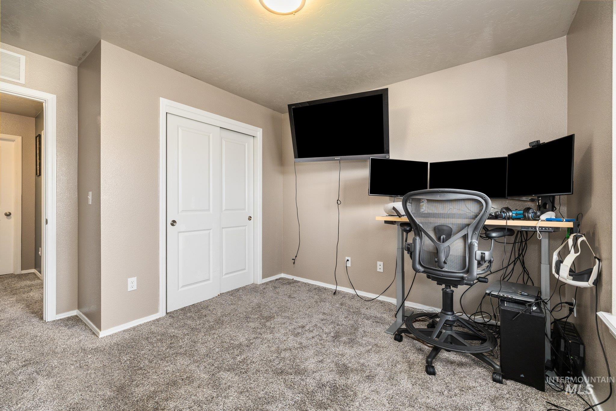15706 Conley Way, Caldwell, Idaho 83607, 3 Bedrooms, 2 Bathrooms, Residential For Sale, Price $415,000,MLS 98985564